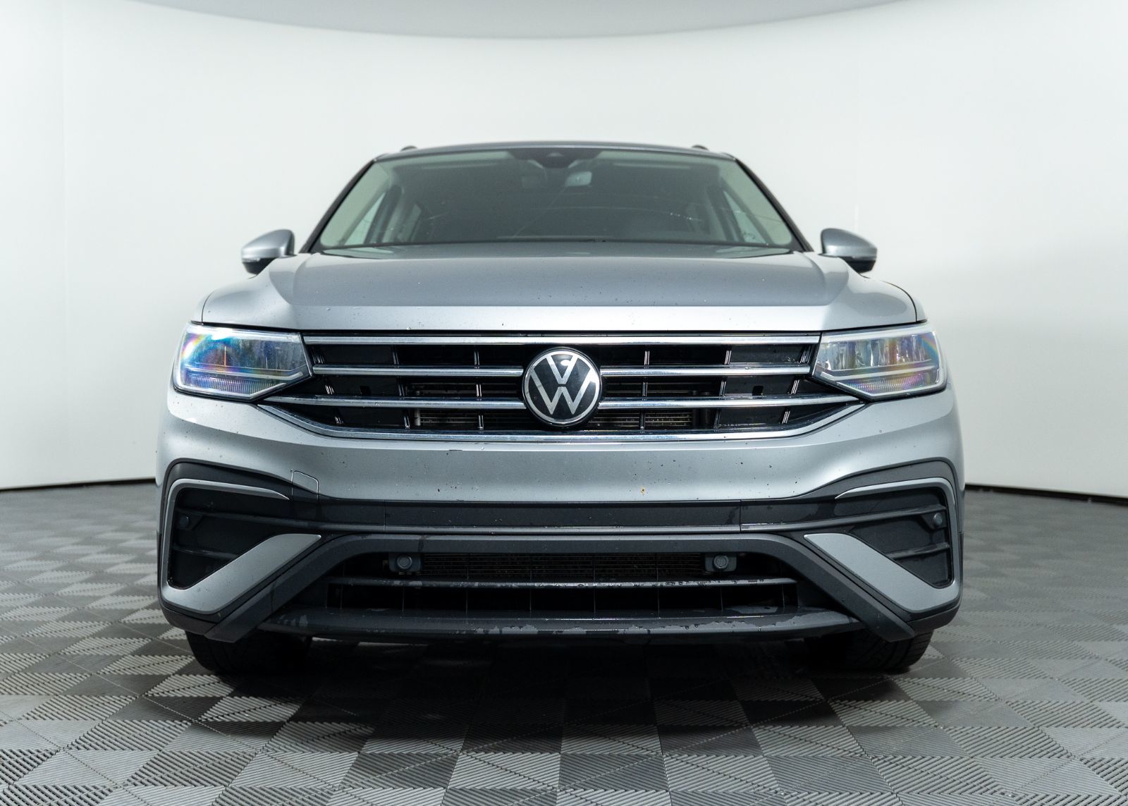 Photo 2023 Volkswagen Tiguan Comfortline #2
