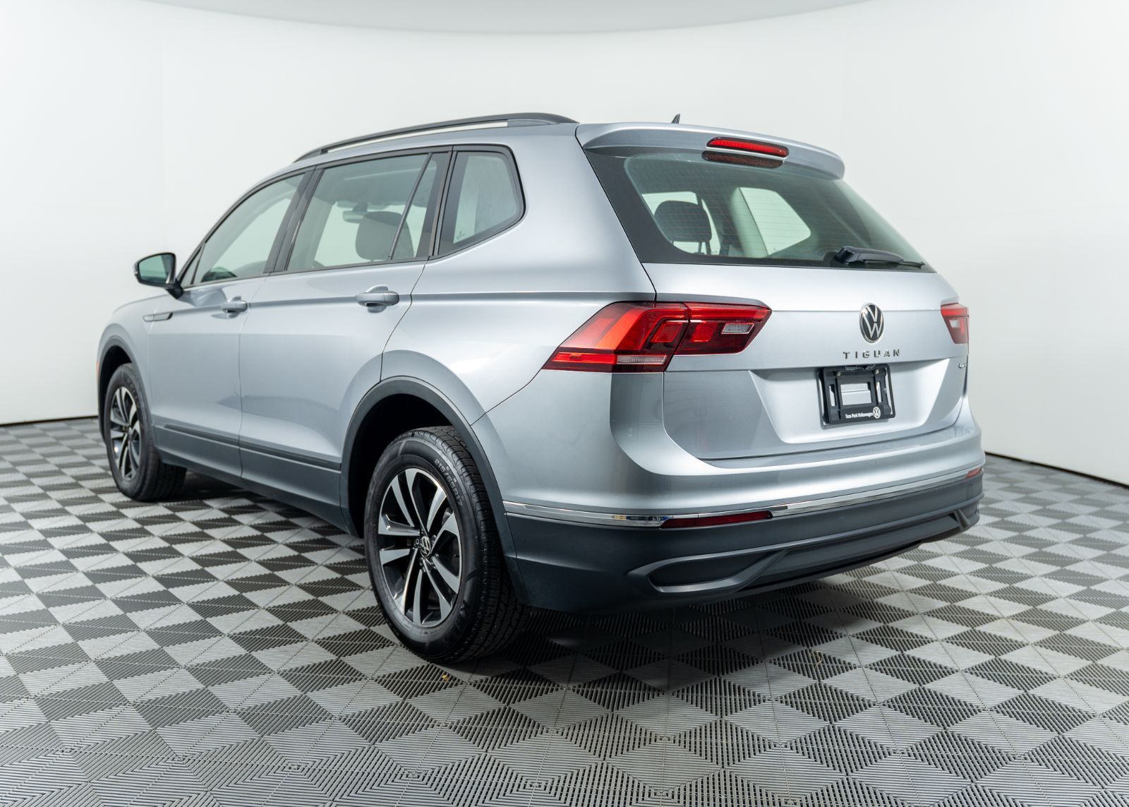 Photo 2024 Volkswagen Tiguan Trendline #4