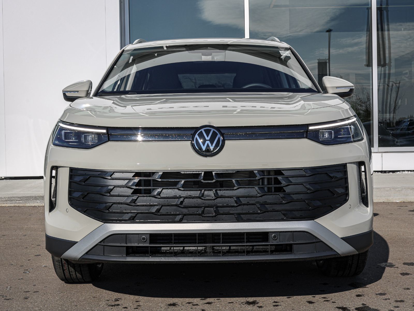 Photo 2026 Volkswagen Tiguan Comfortline 4MOTION #2