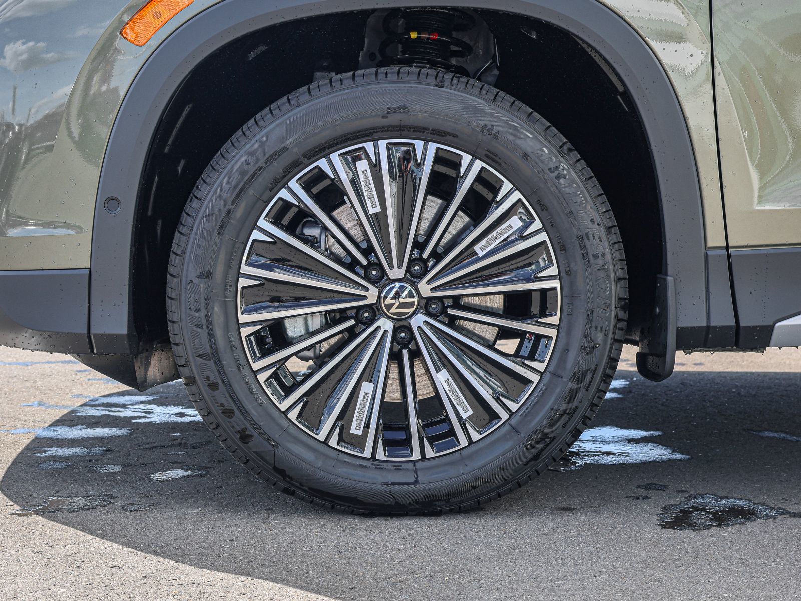 Photo 2026 Volkswagen Tiguan Comfortline 4MOTION #8