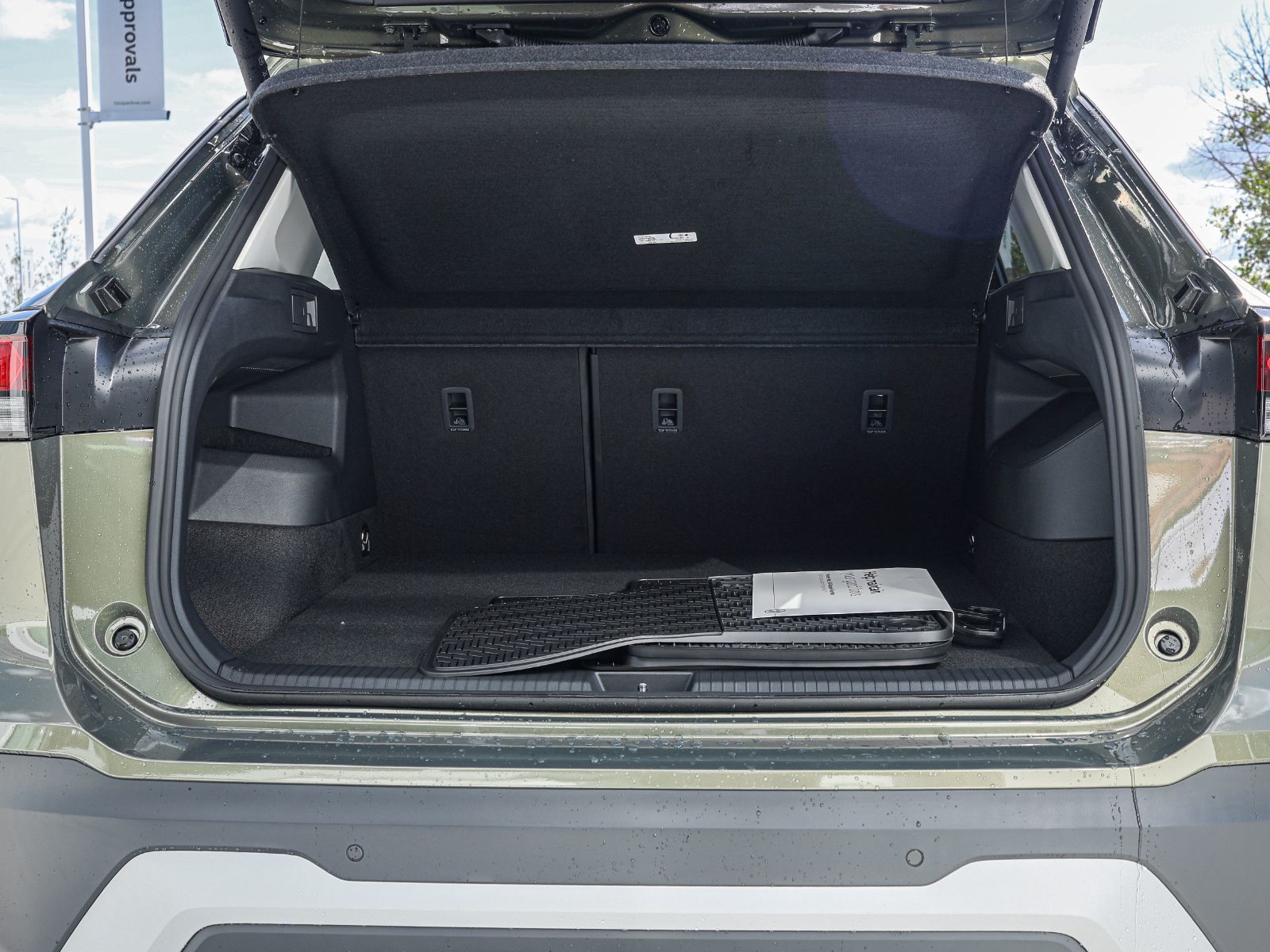 Photo 2026 Volkswagen Tiguan Comfortline 4MOTION #6