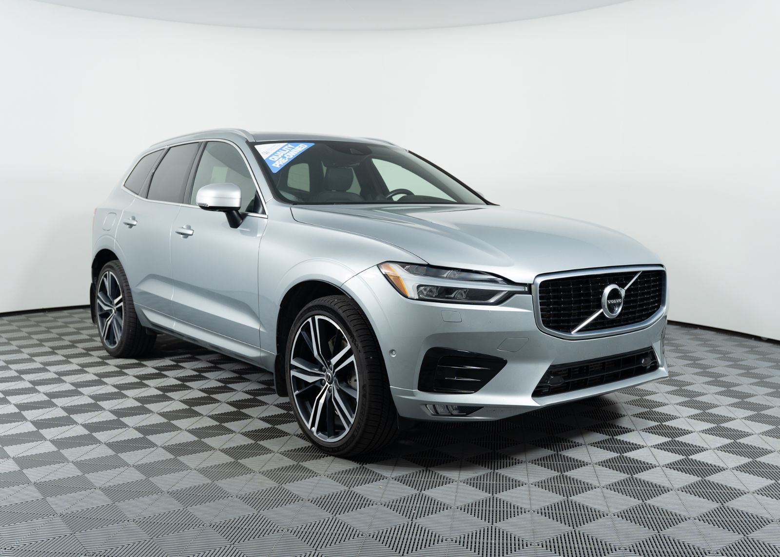 Photo 2019 Volvo XC60 R-Design #3