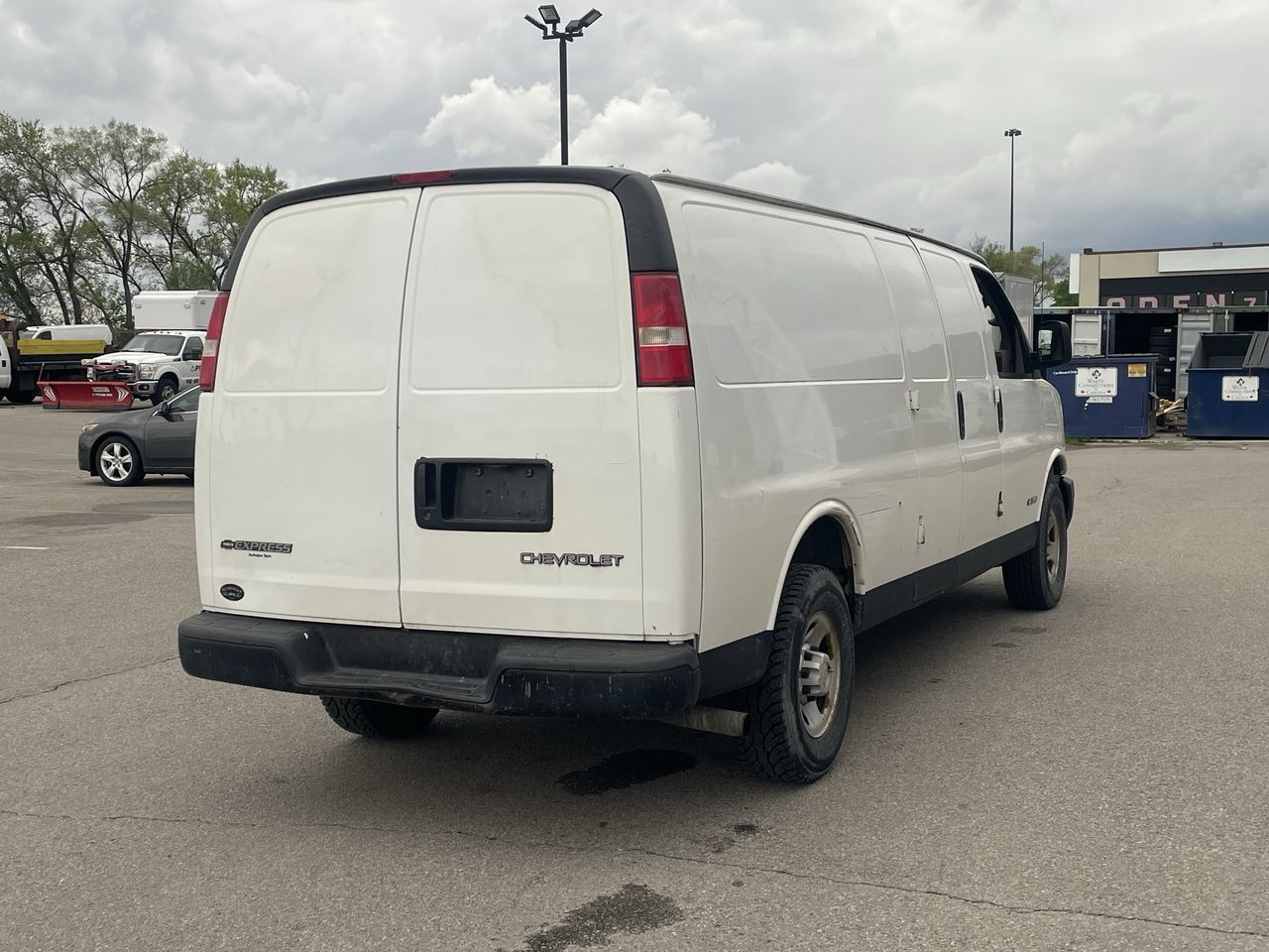 2004 Chevrolet Express 3500 in Toronto, Ontario