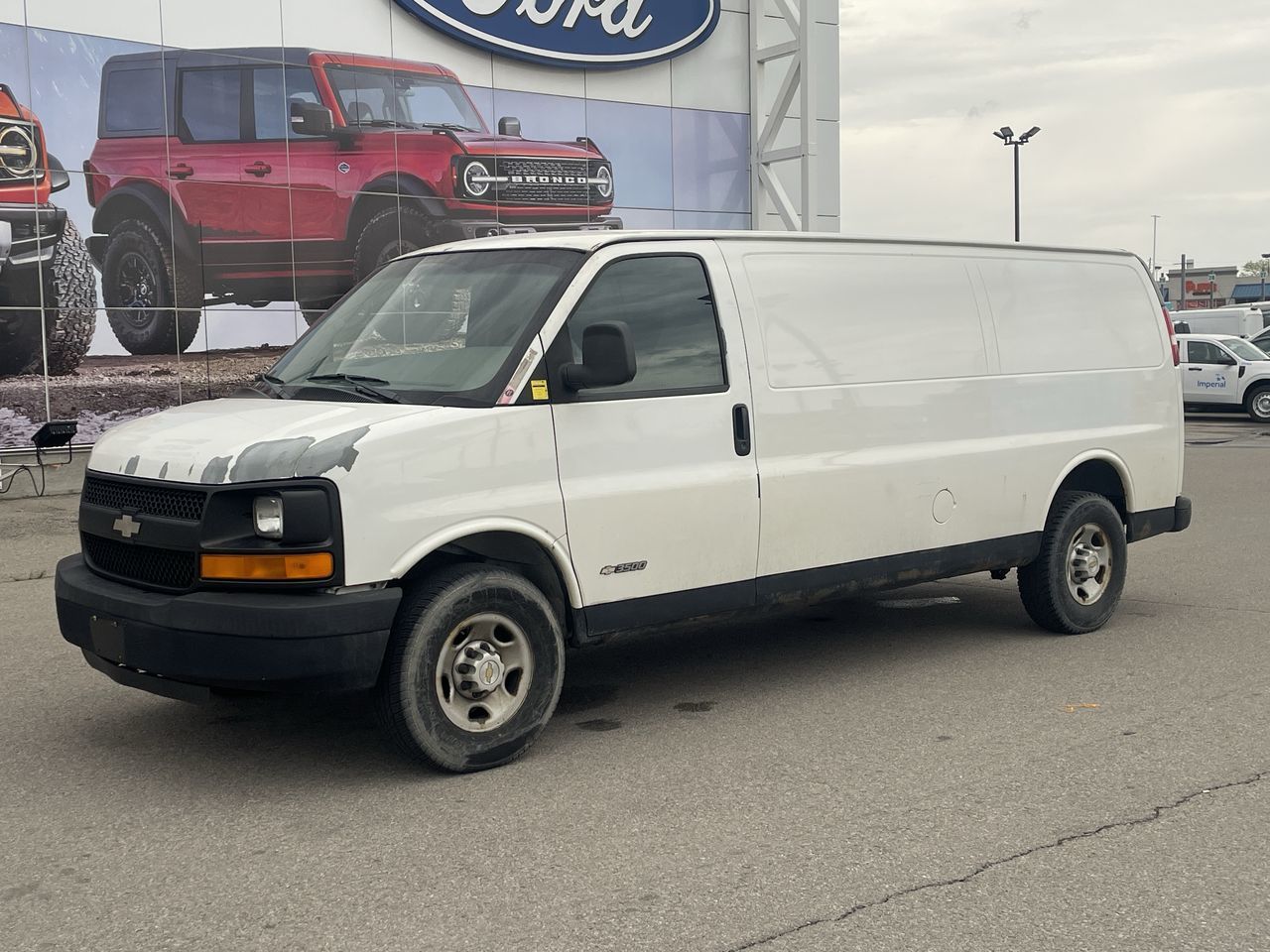 2004 Chevrolet Express 3500 in Toronto, Ontario