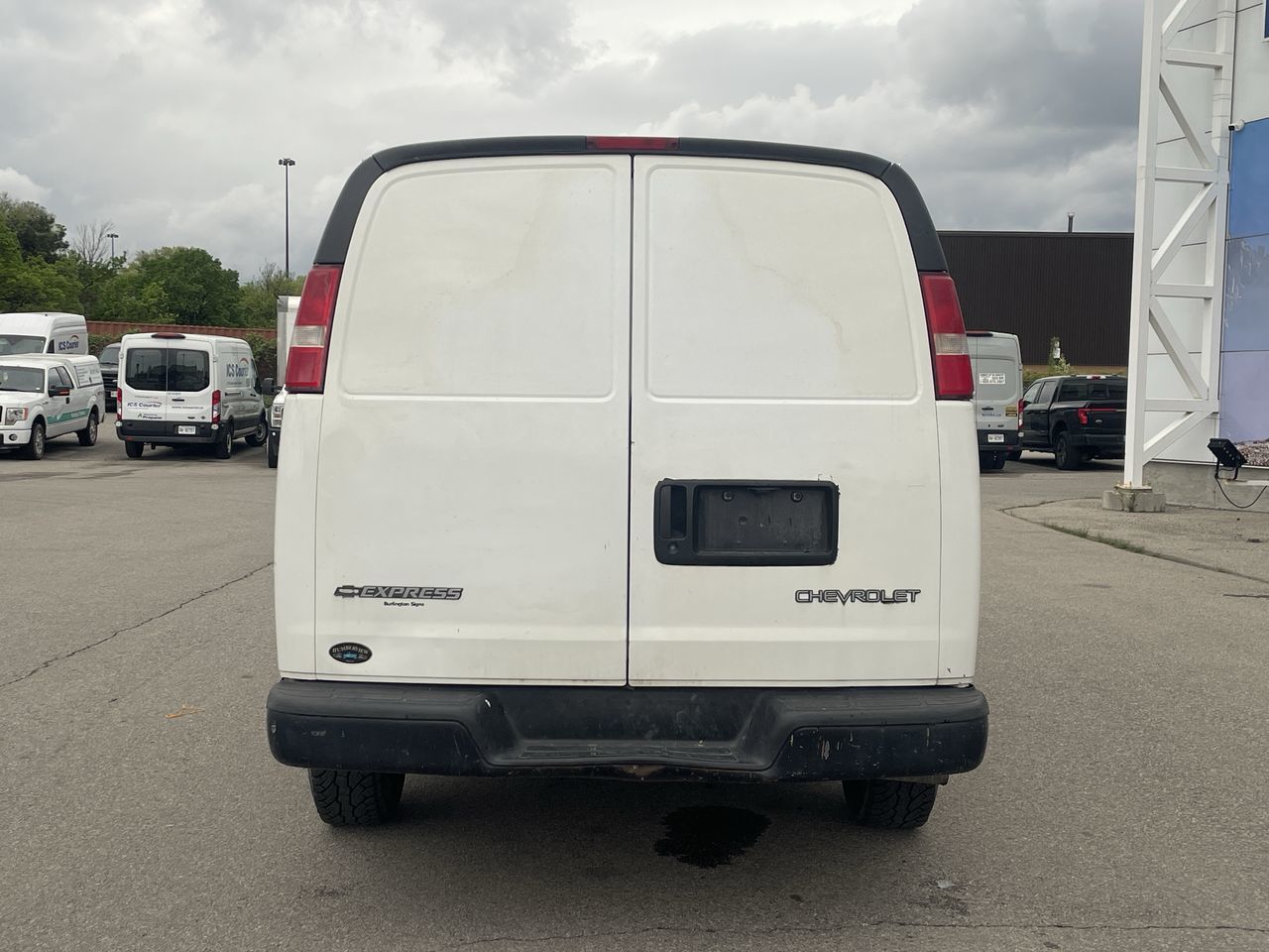2004 Chevrolet Express 3500 in Toronto, Ontario