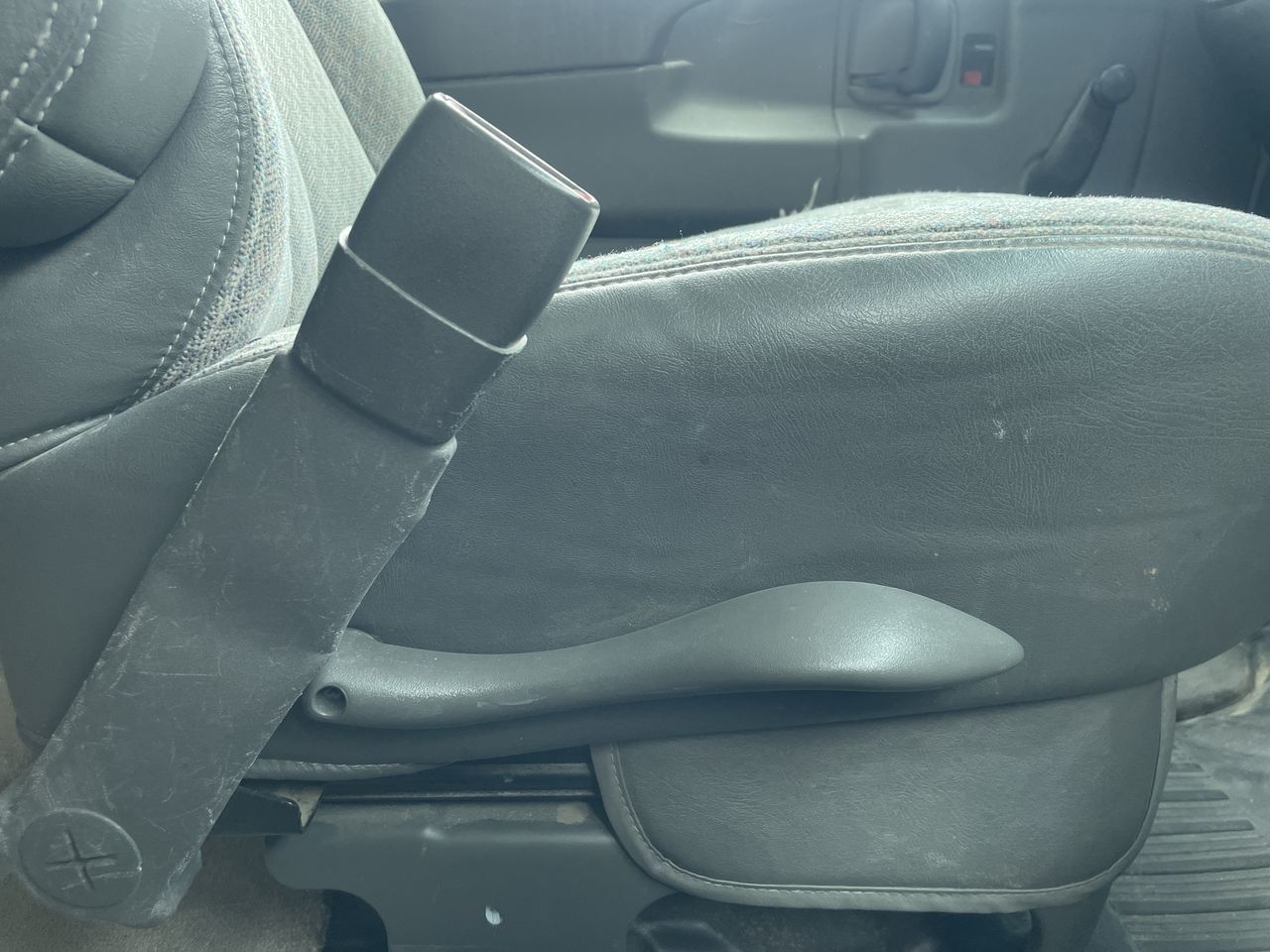 2004 Chevrolet Express 3500 in Toronto, Ontario