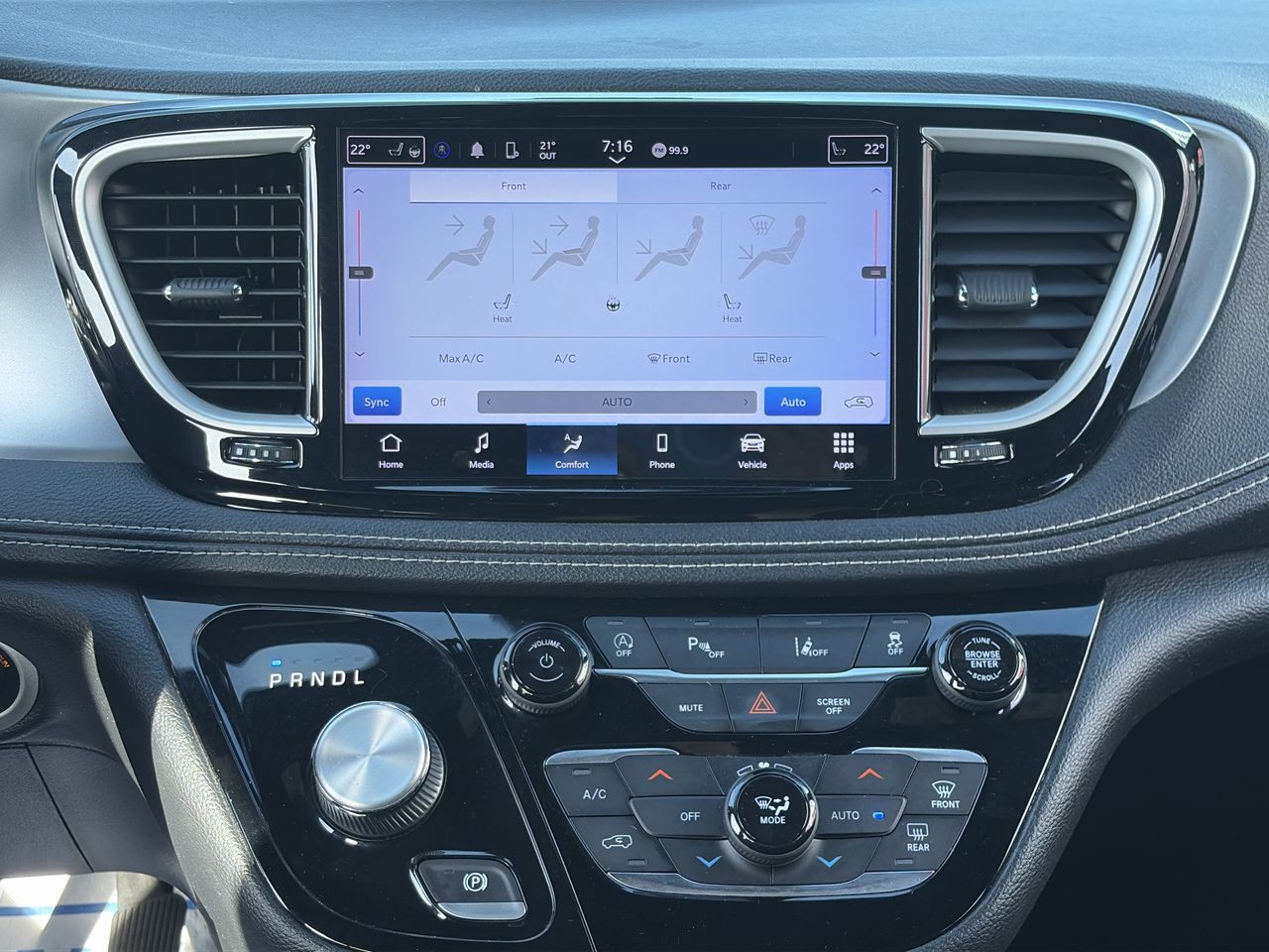 2022 Chrysler Pacifica
