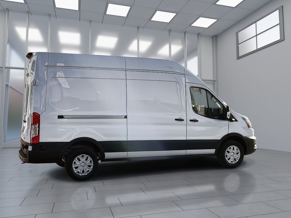 2023 Ford E-TRANSIT T350 in Toronto, Ontario