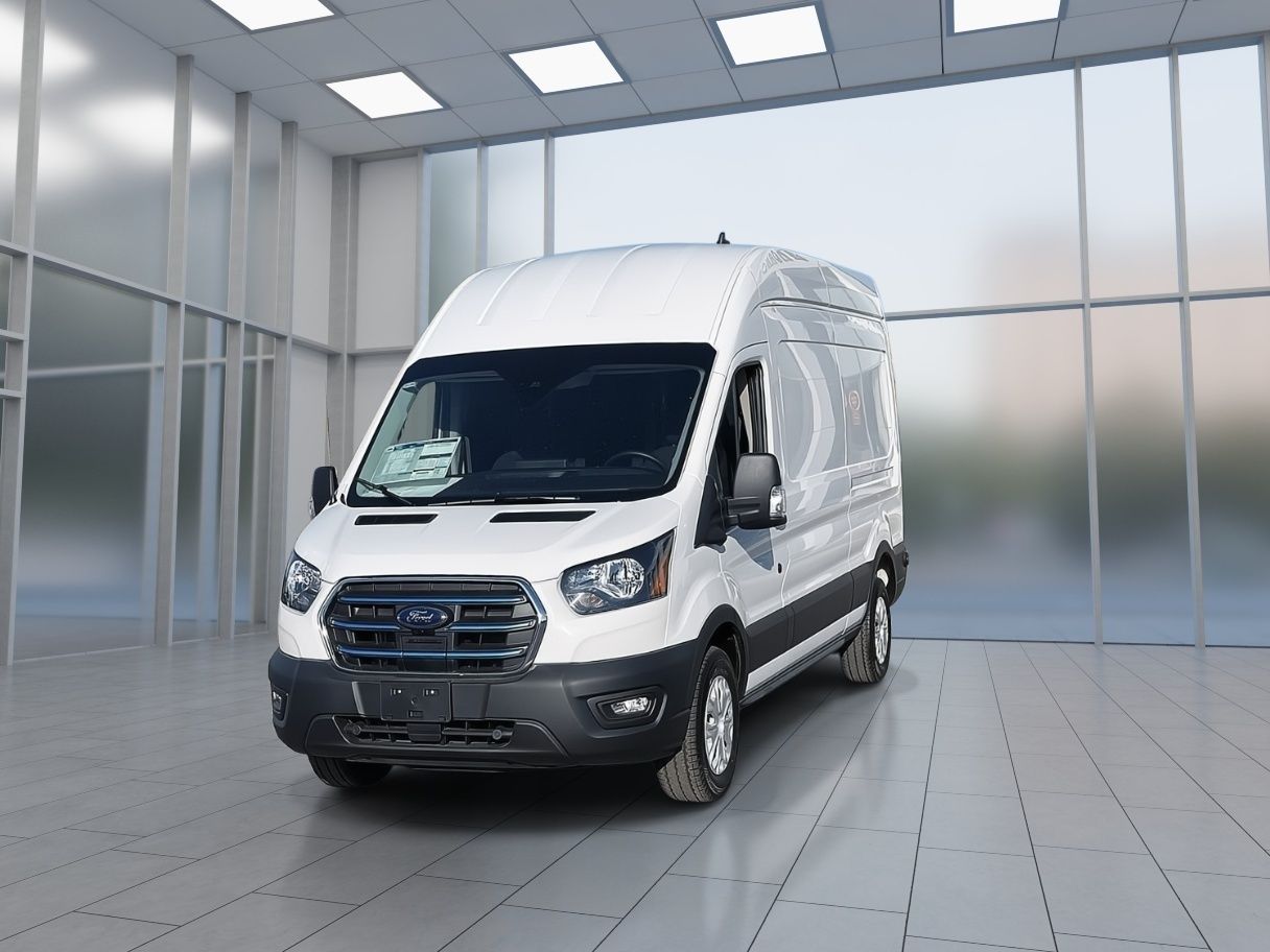 2023 Ford E-TRANSIT T350 in Toronto, Ontario