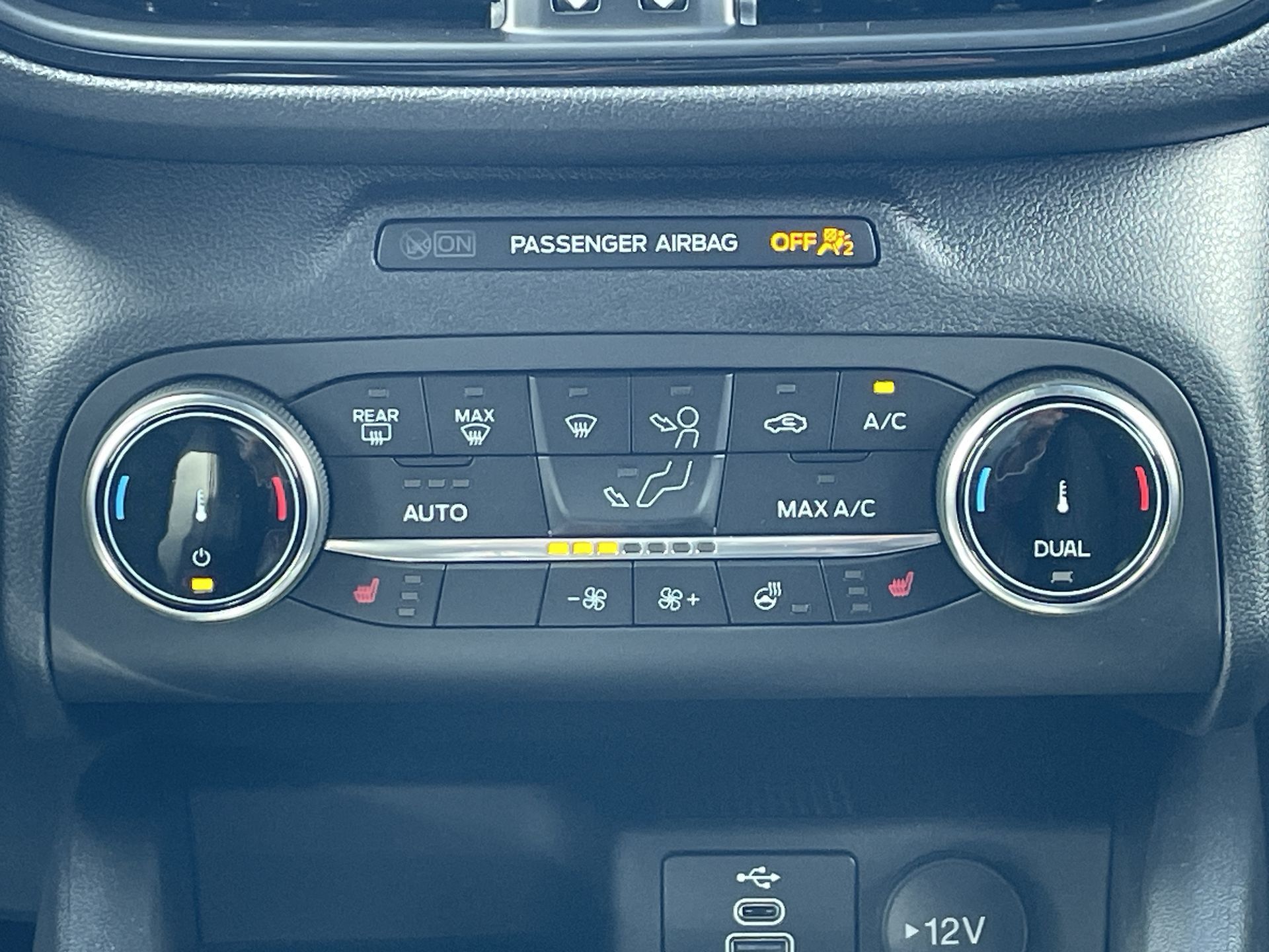 2025 Ford Escape Hybrid