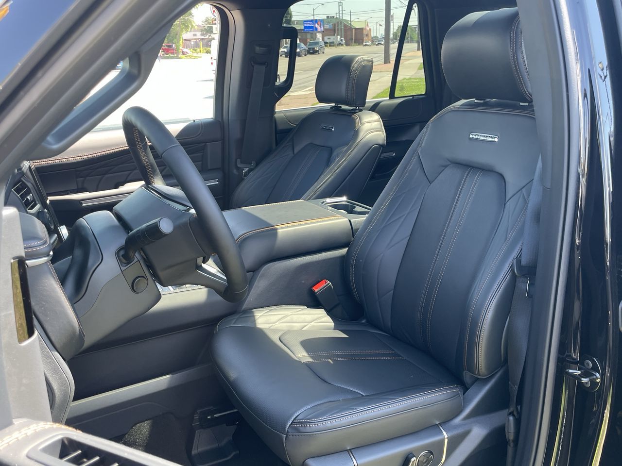 2024 Ford Expedition in Toronto, Ontario
