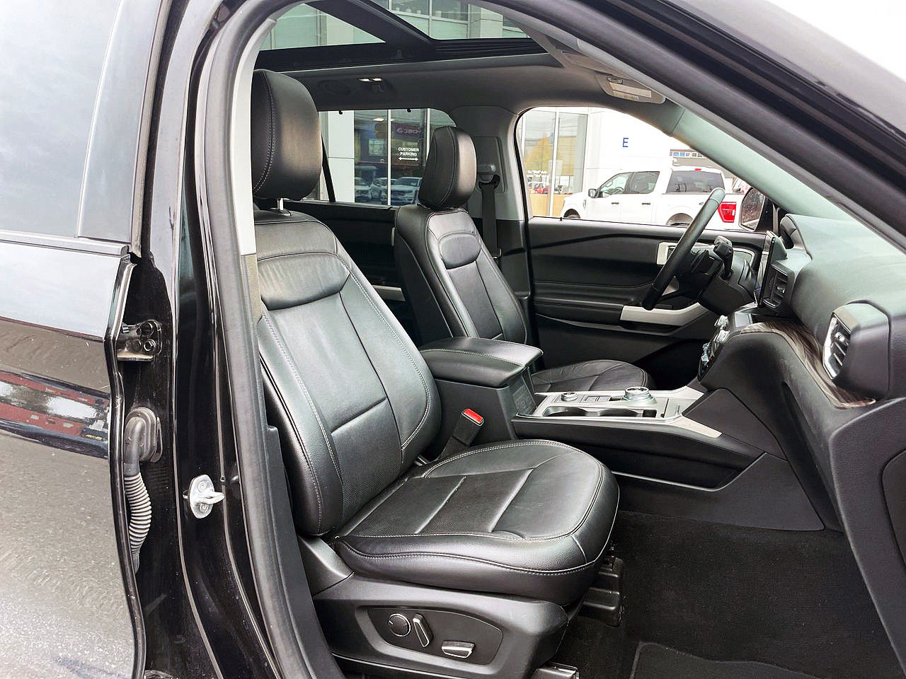 2020 Ford Explorer in Toronto, Ontario