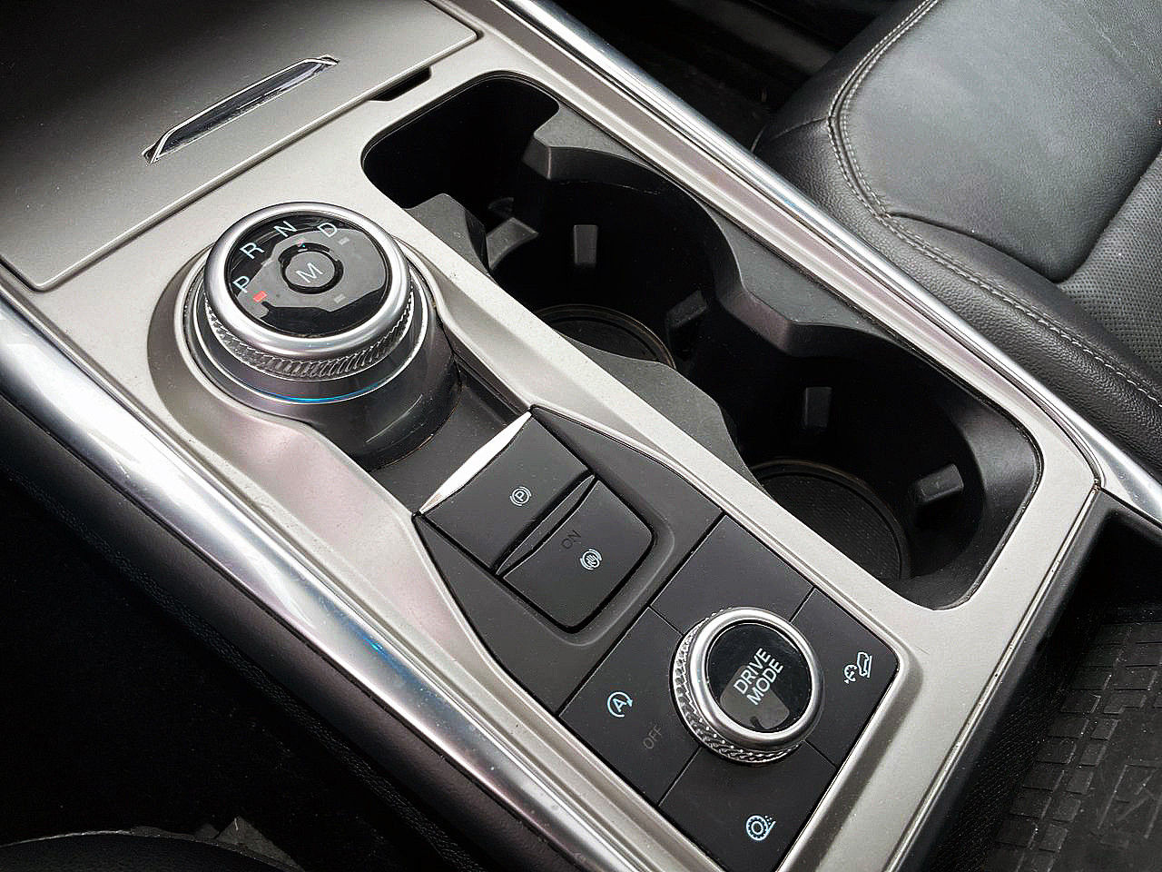 2020 Ford Explorer in Toronto, Ontario