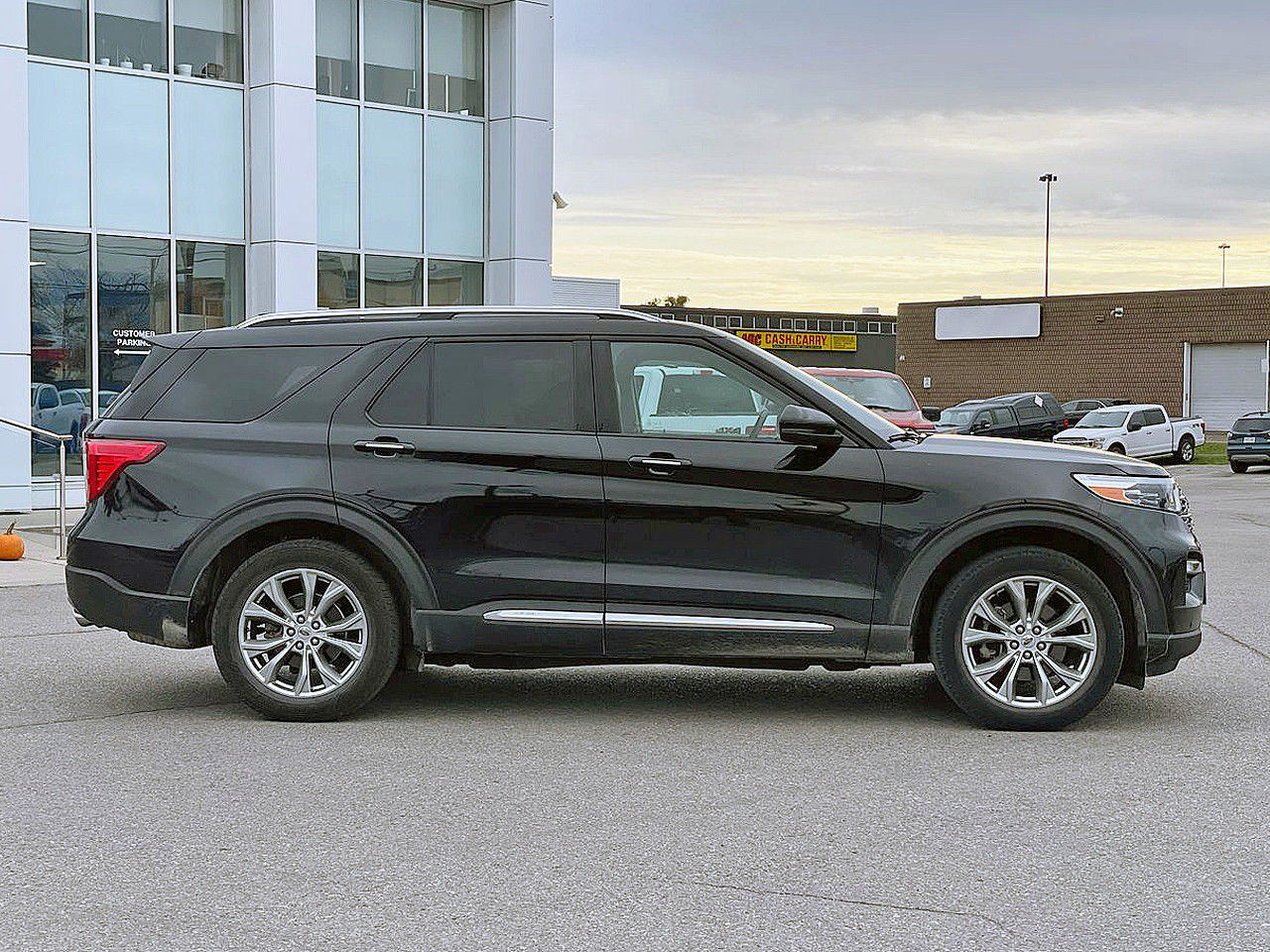 2020 Ford Explorer in Toronto, Ontario