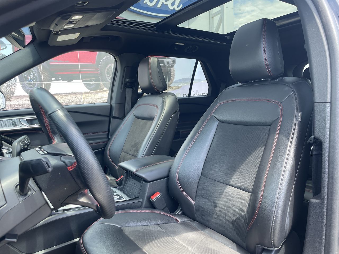 2022 Ford Explorer in Toronto, Ontario