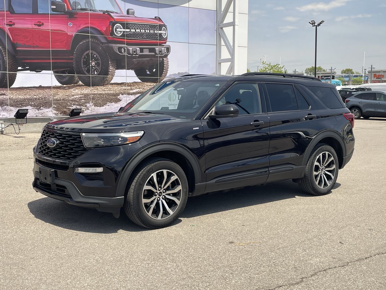 2022 Ford Explorer in Toronto, Ontario