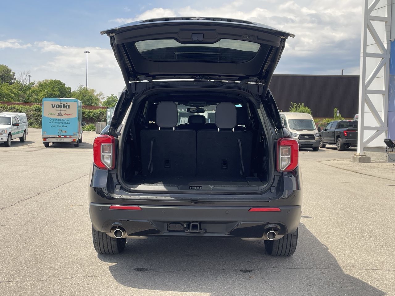 2022 Ford Explorer in Toronto, Ontario