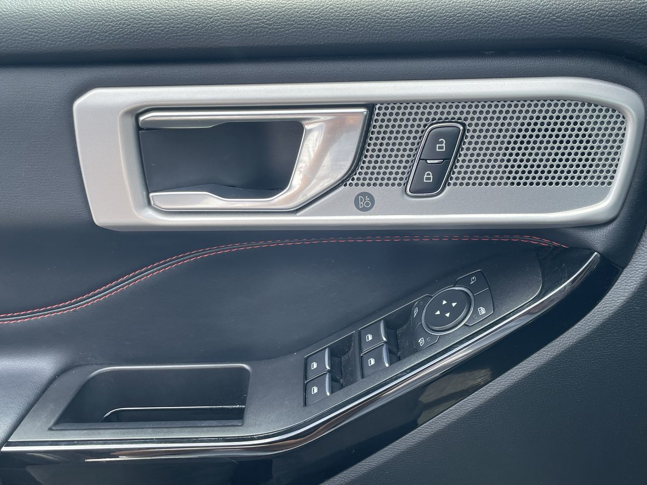 2022 Ford Explorer in Toronto, Ontario