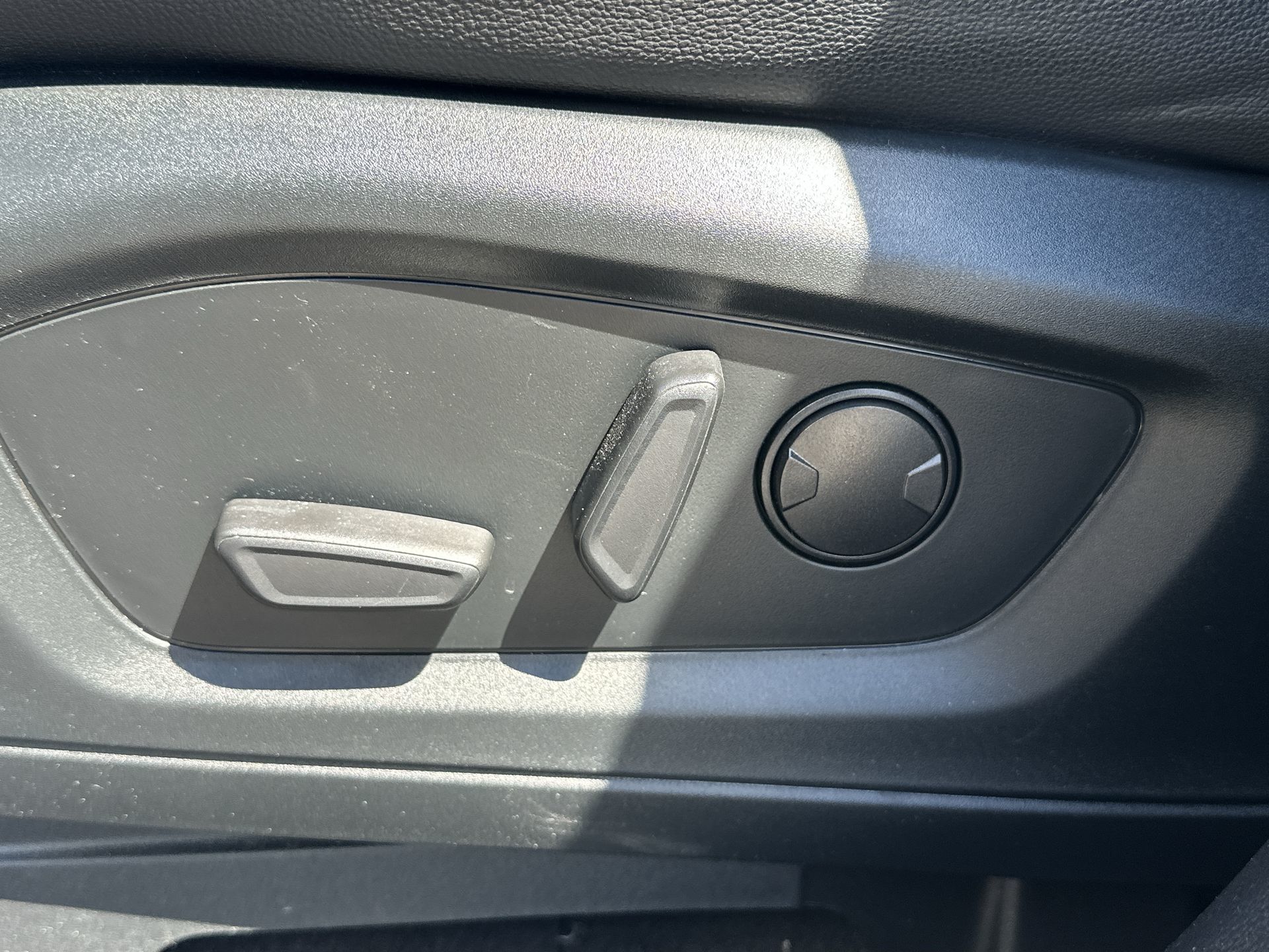 2022 Ford Explorer in Toronto, Ontario