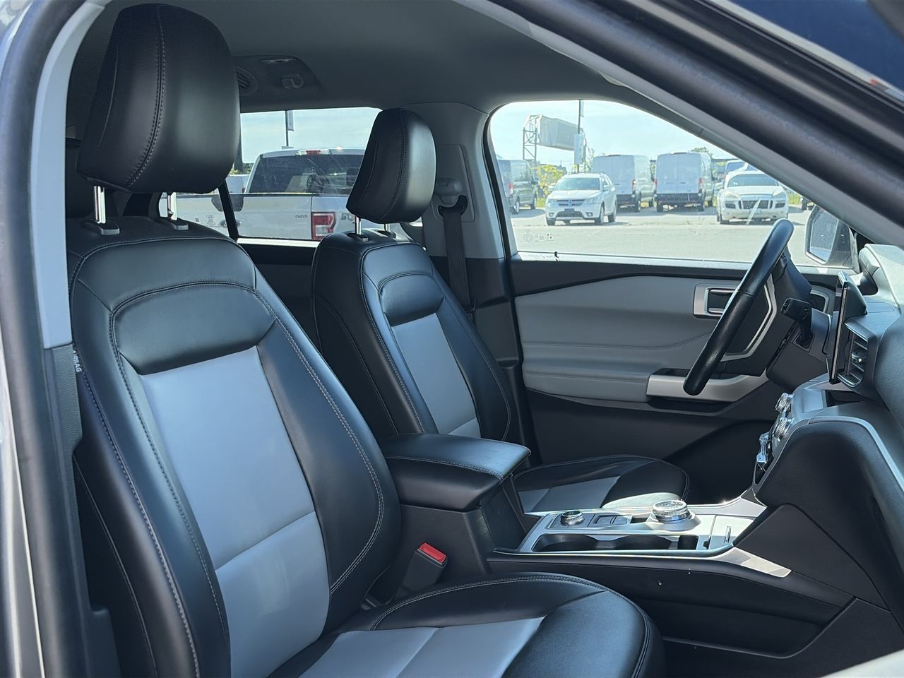 2023 Ford Explorer in Toronto, Ontario