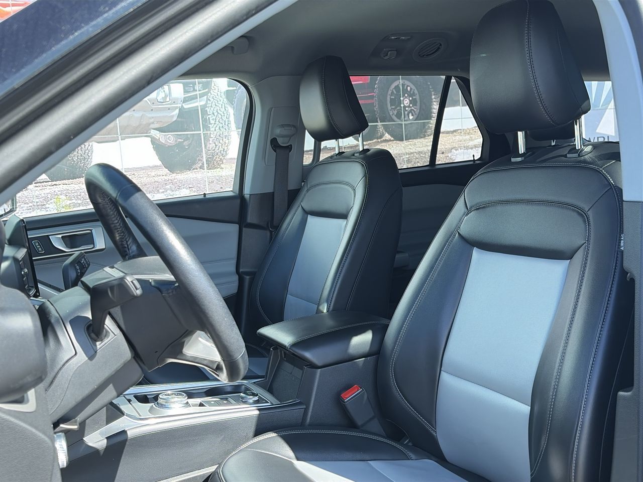 2023 Ford Explorer in Toronto, Ontario
