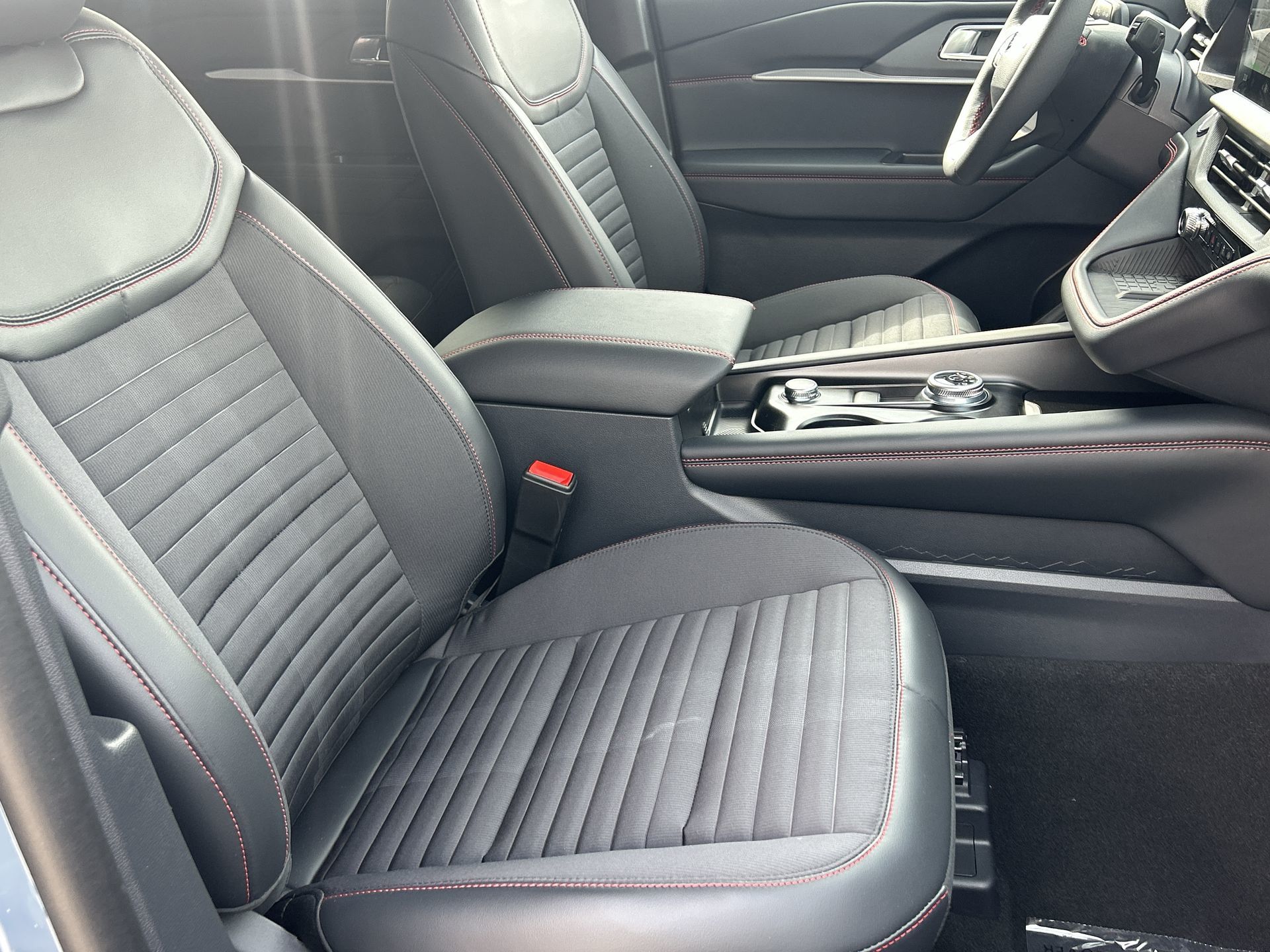 2025 Ford Explorer in Toronto, Ontario