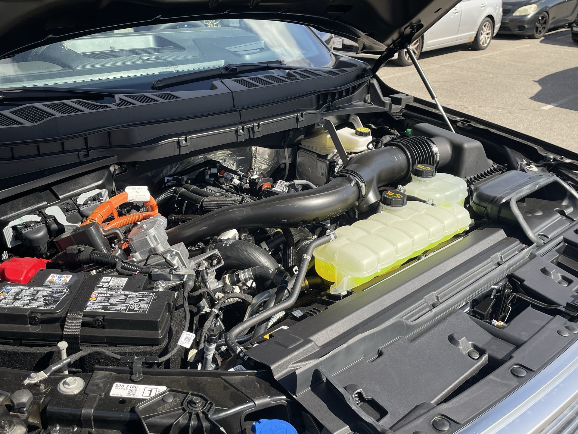 2025 Ford F-150 HYBRID in Toronto, Ontario