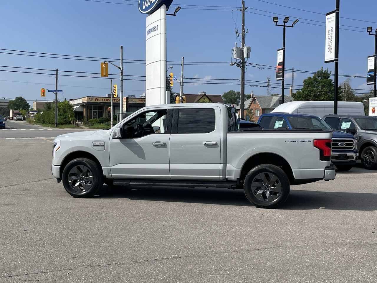 Thorncrest Ford | 2023 Ford F-150 Lightning LARIAT | #B2218