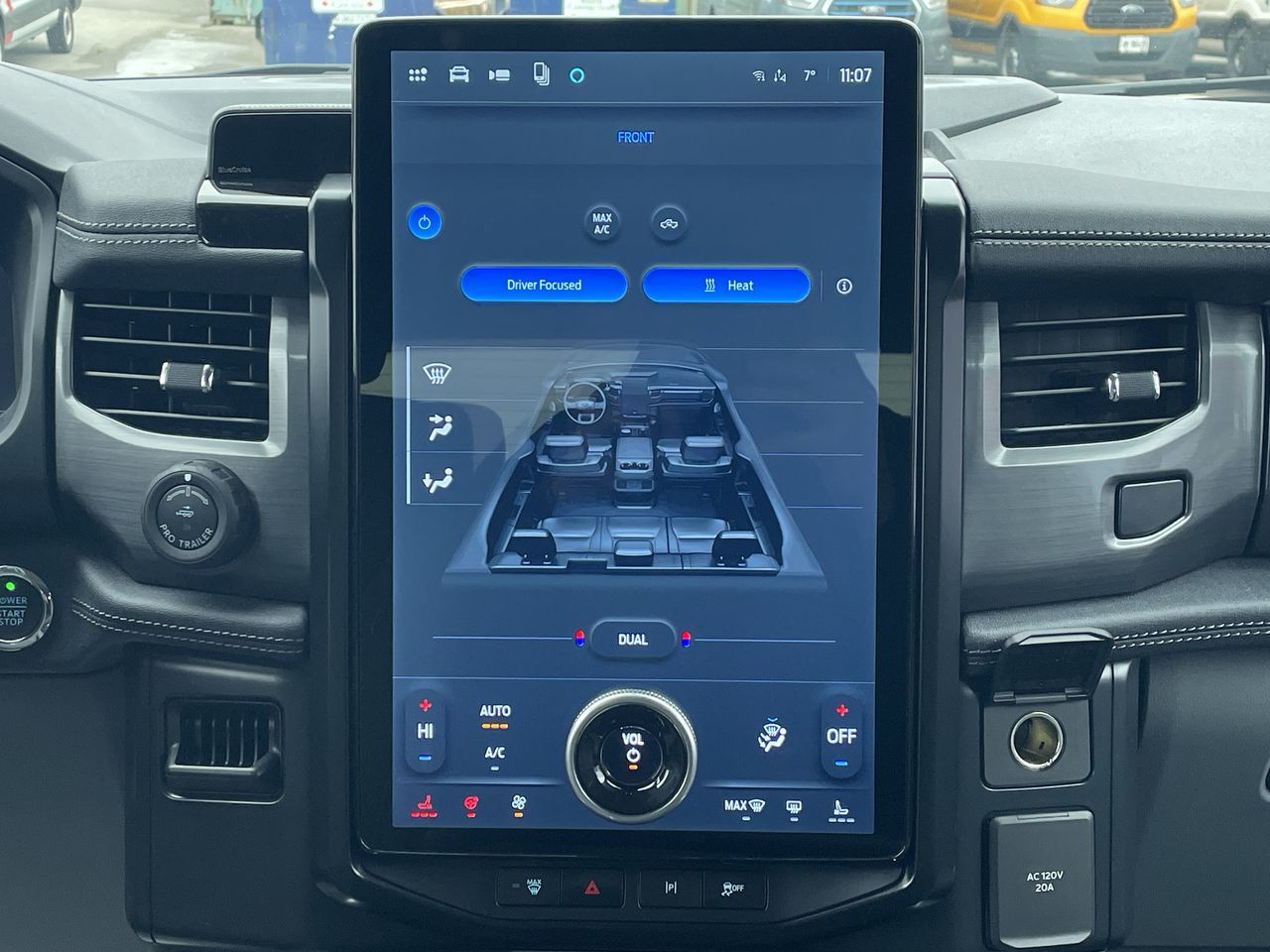 Ford F-150 Lightning  2024 à Toronto, Ontario