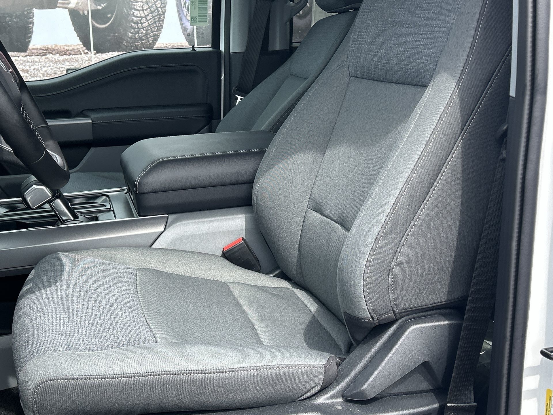 2025 Ford F-150 Lightning in Toronto, Ontario