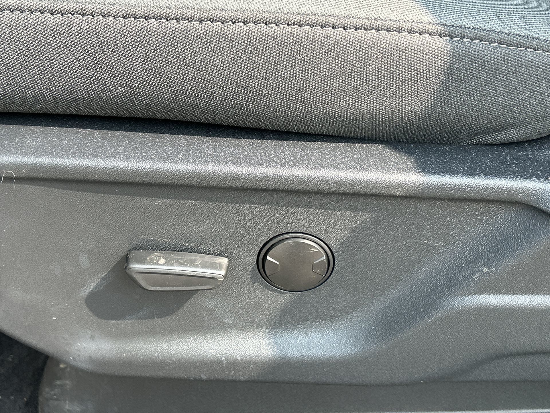 2025 Ford F-150 Lightning in Toronto, Ontario