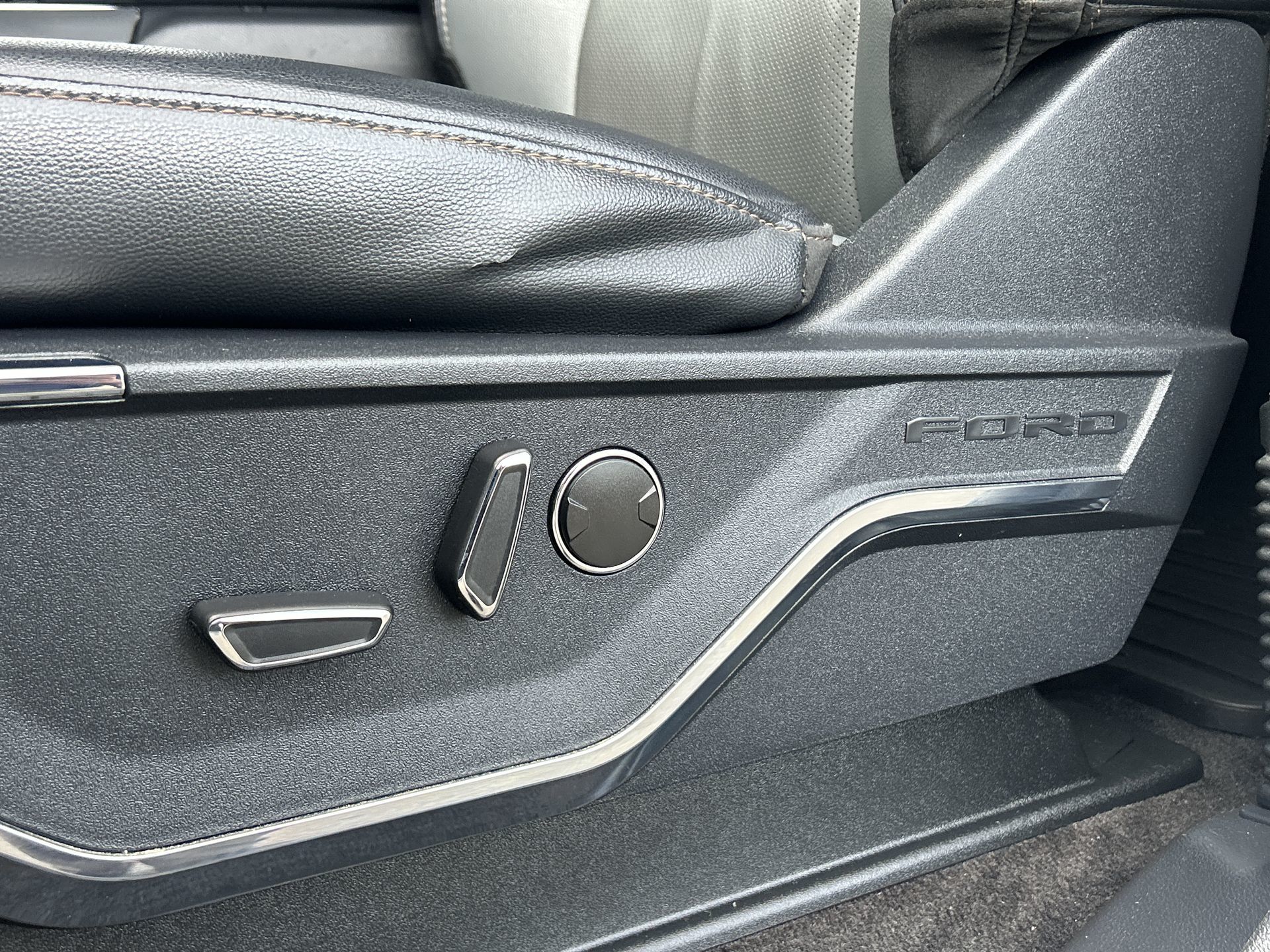 2022 Ford F150 Lightning