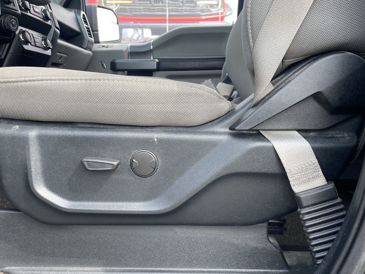 2020 Ford F150 in Toronto, Ontario