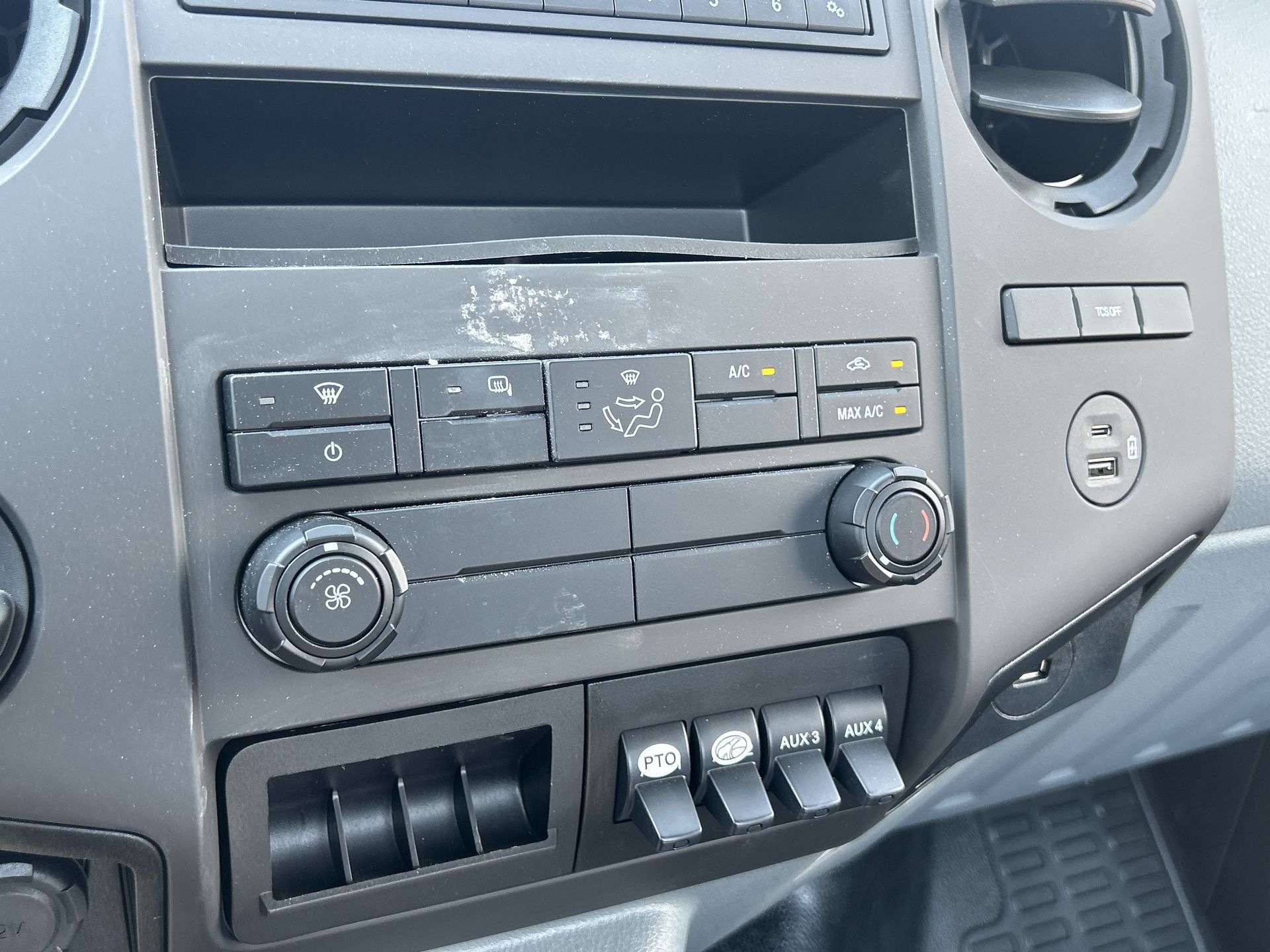 2024 Ford F650 in Toronto, Ontario