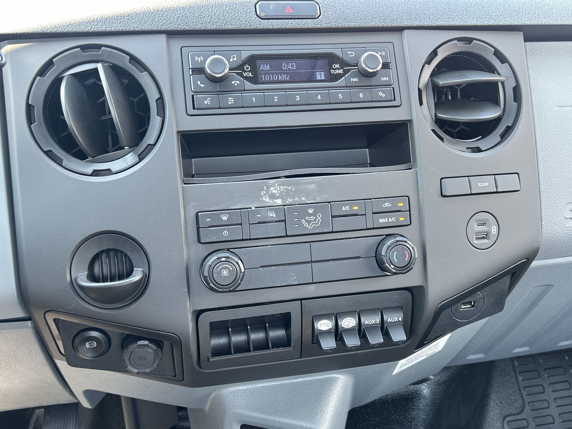 2024 Ford F650 in Toronto, Ontario