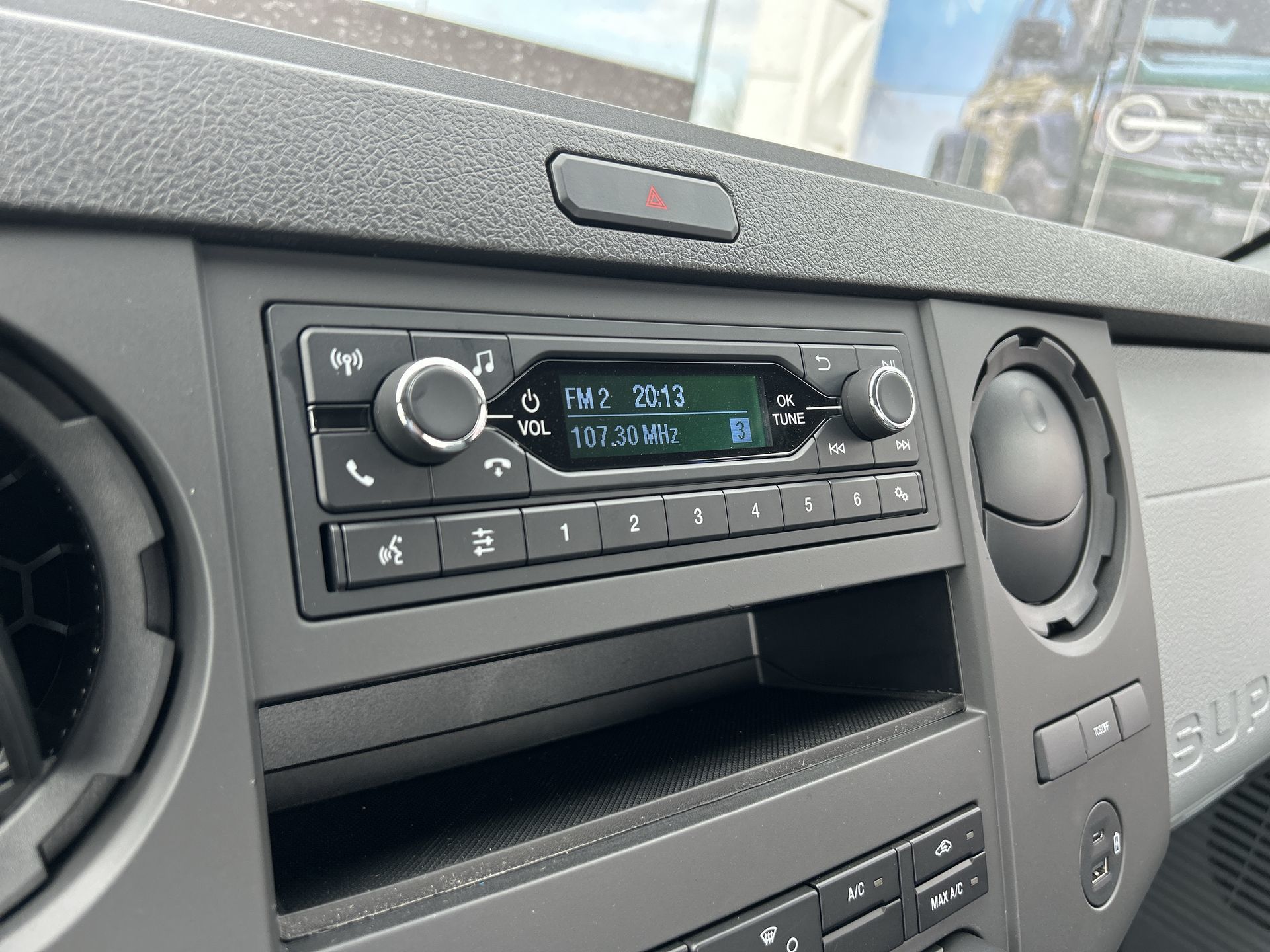 2027 Ford F650