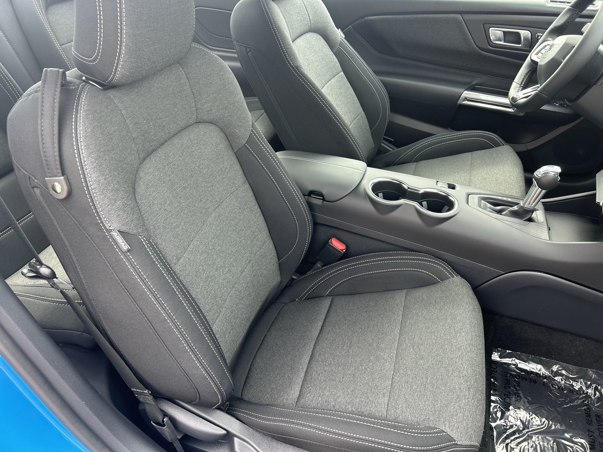 2025 Ford MUSTANG FASTBACK