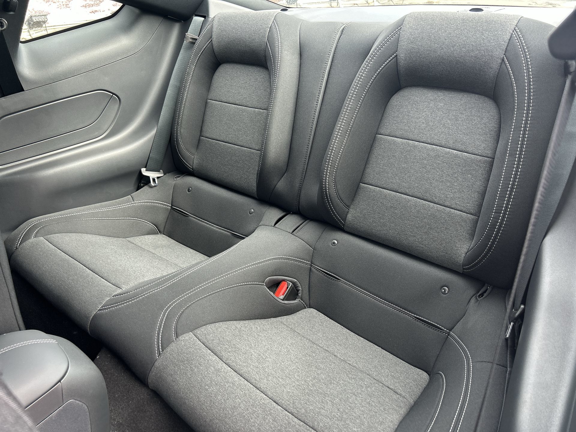 2025 Ford MUSTANG FASTBACK