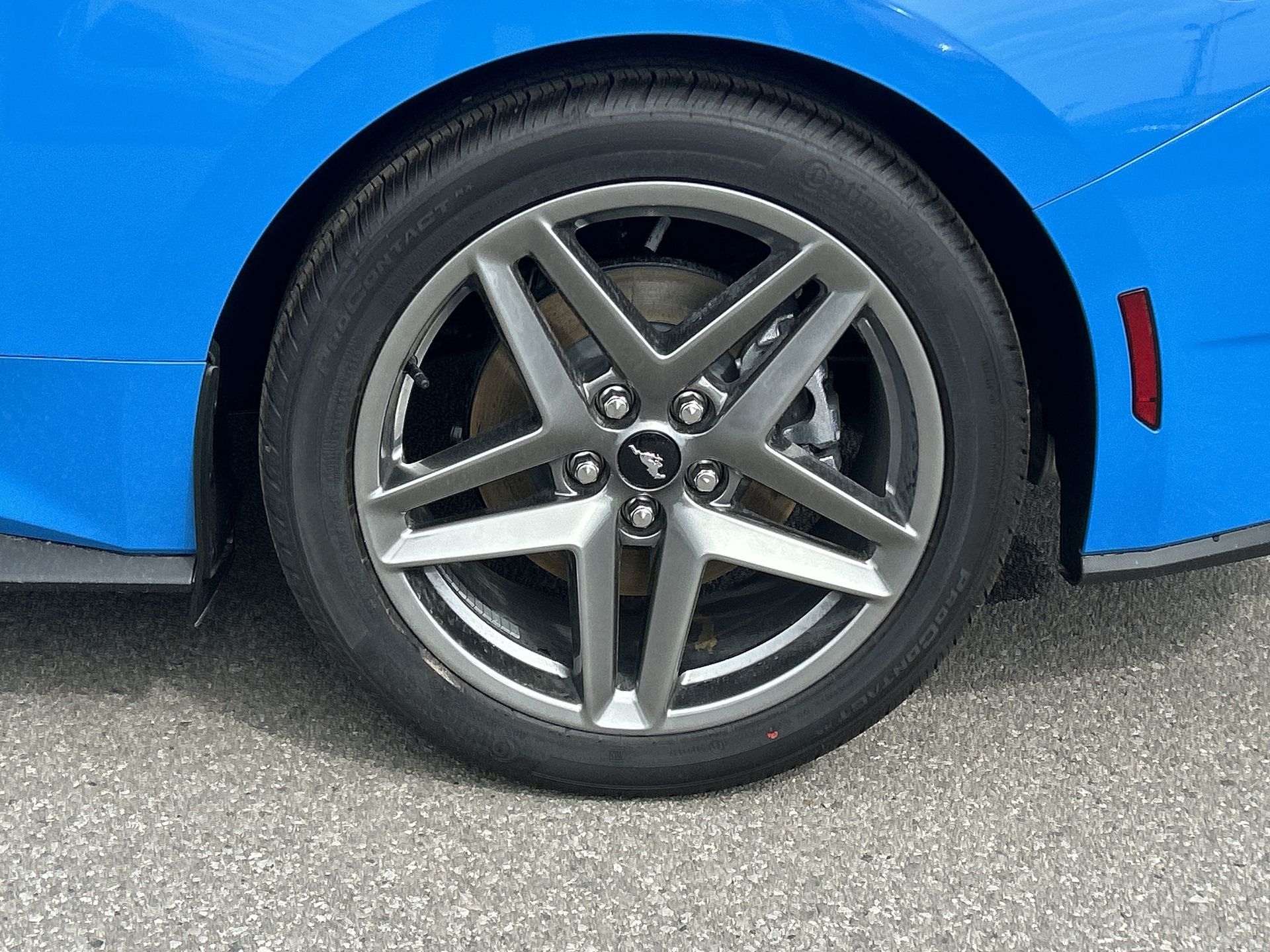 2025 Ford MUSTANG FASTBACK