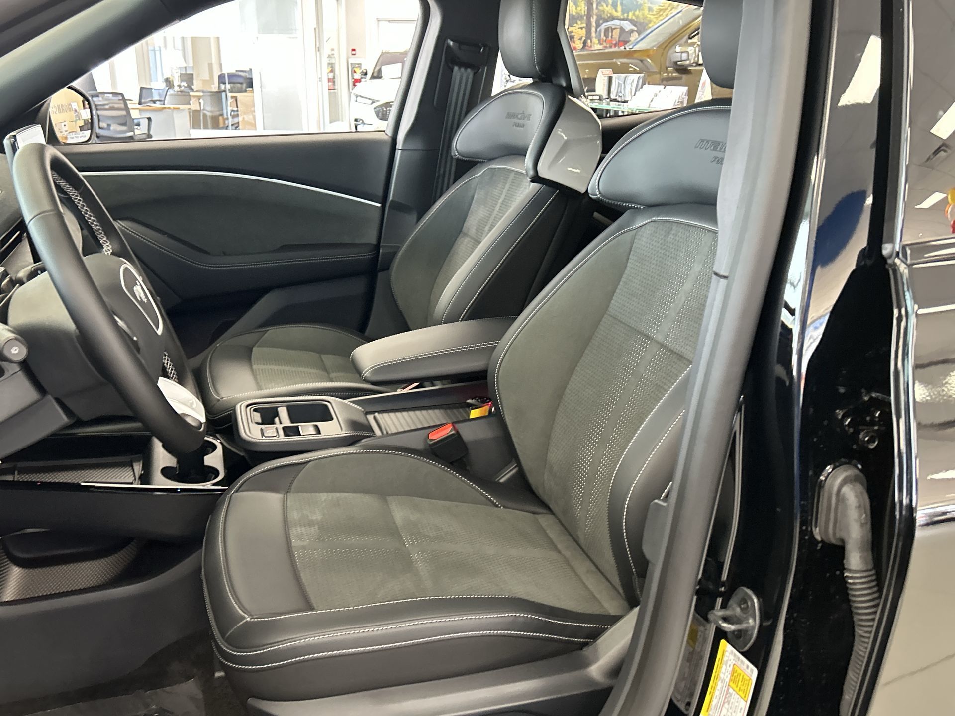 2025 Ford Mustang Mach-E