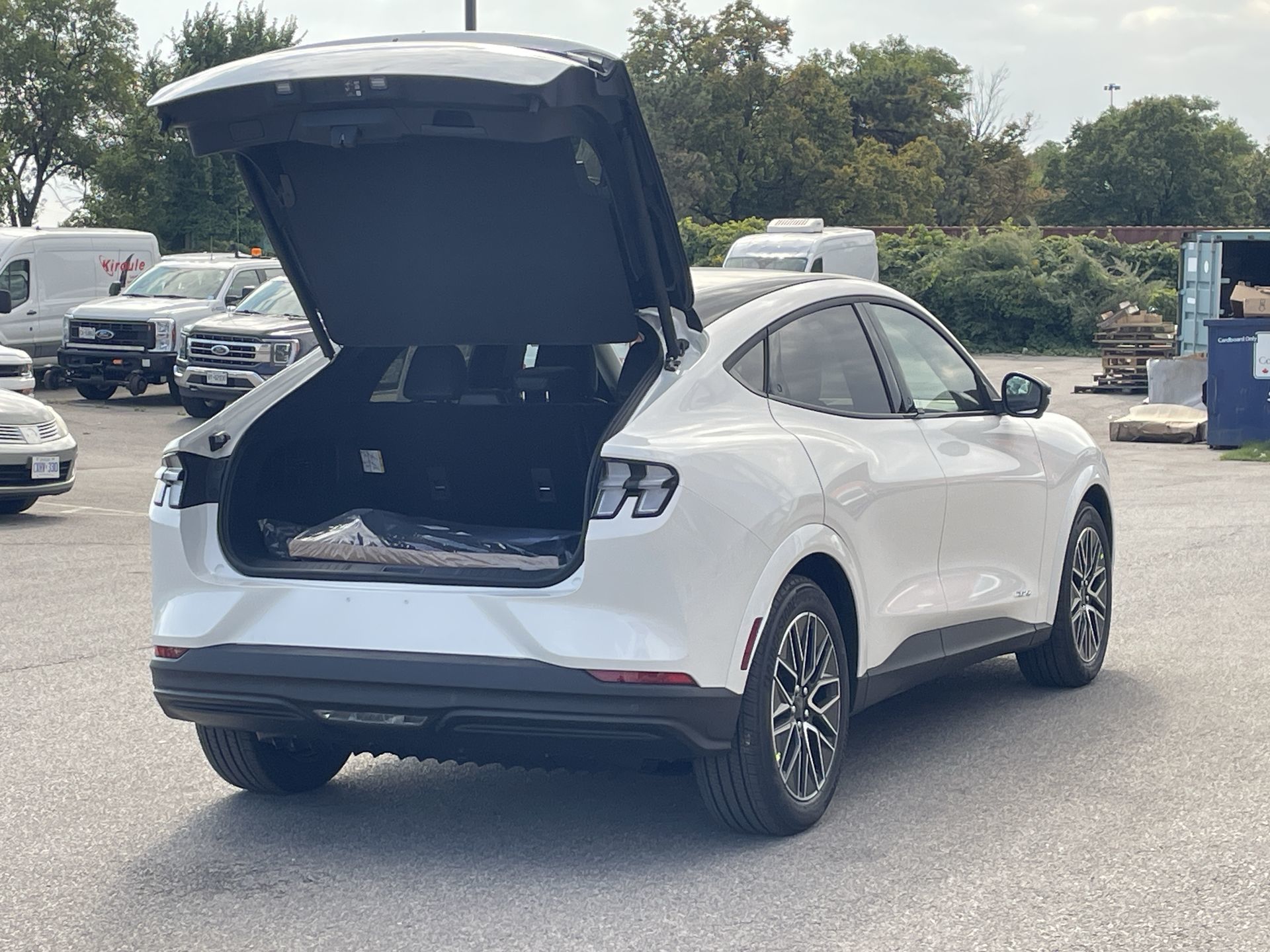 2025 Ford Mustang Mach-E