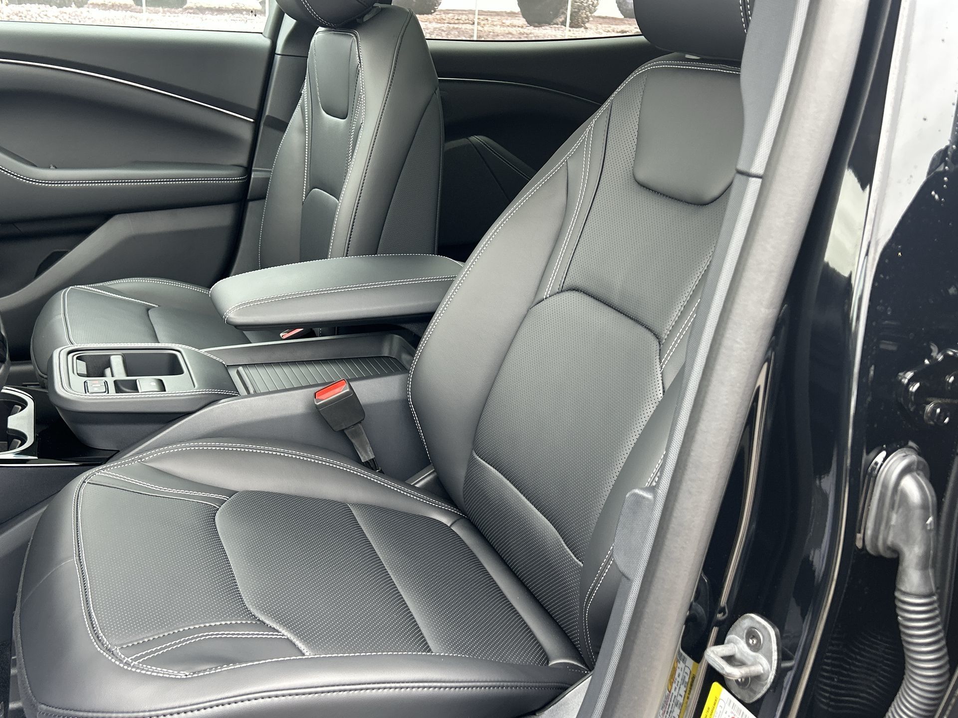 2025 Ford Mustang Mach-E