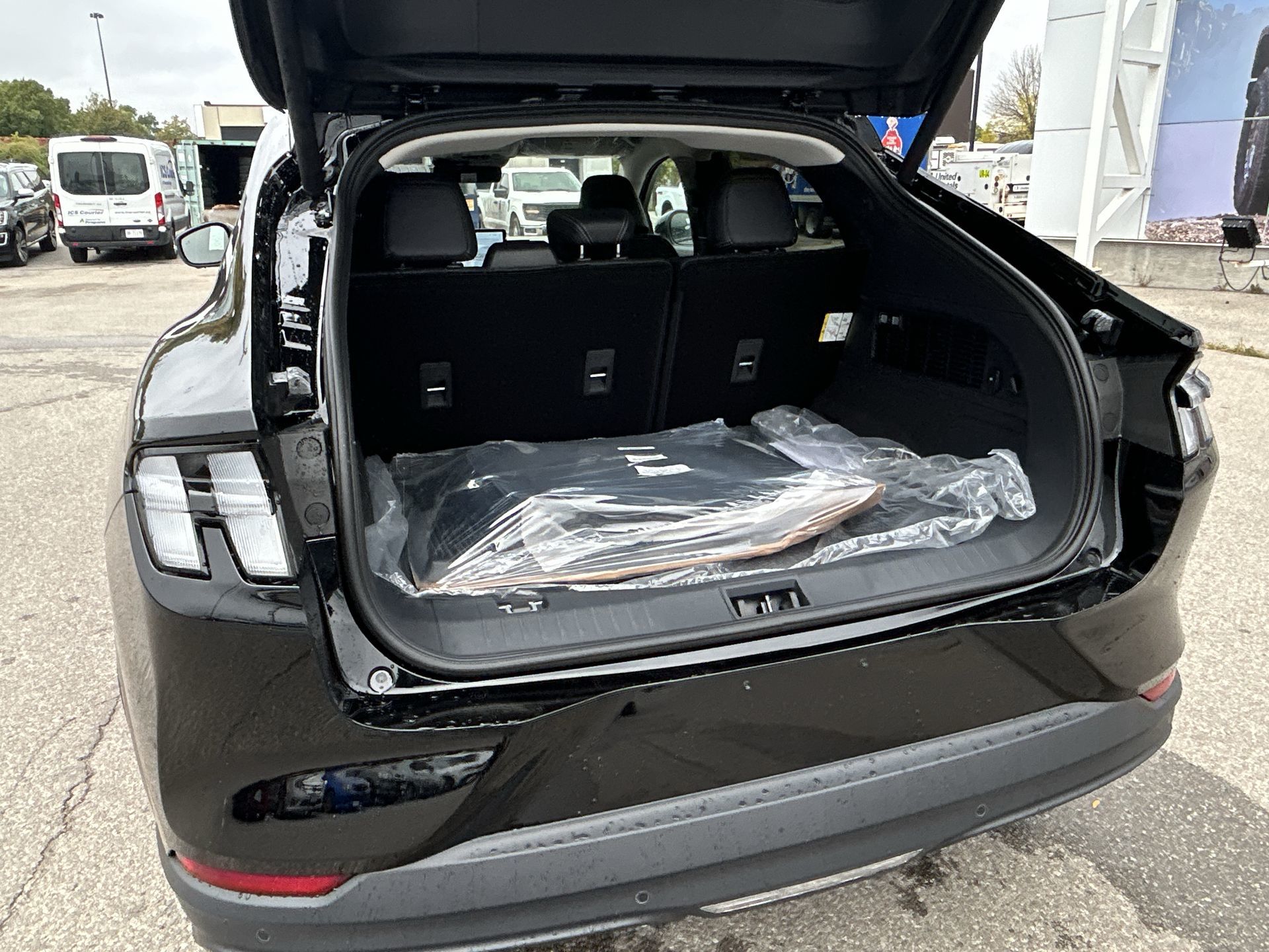 2025 Ford Mustang Mach-E