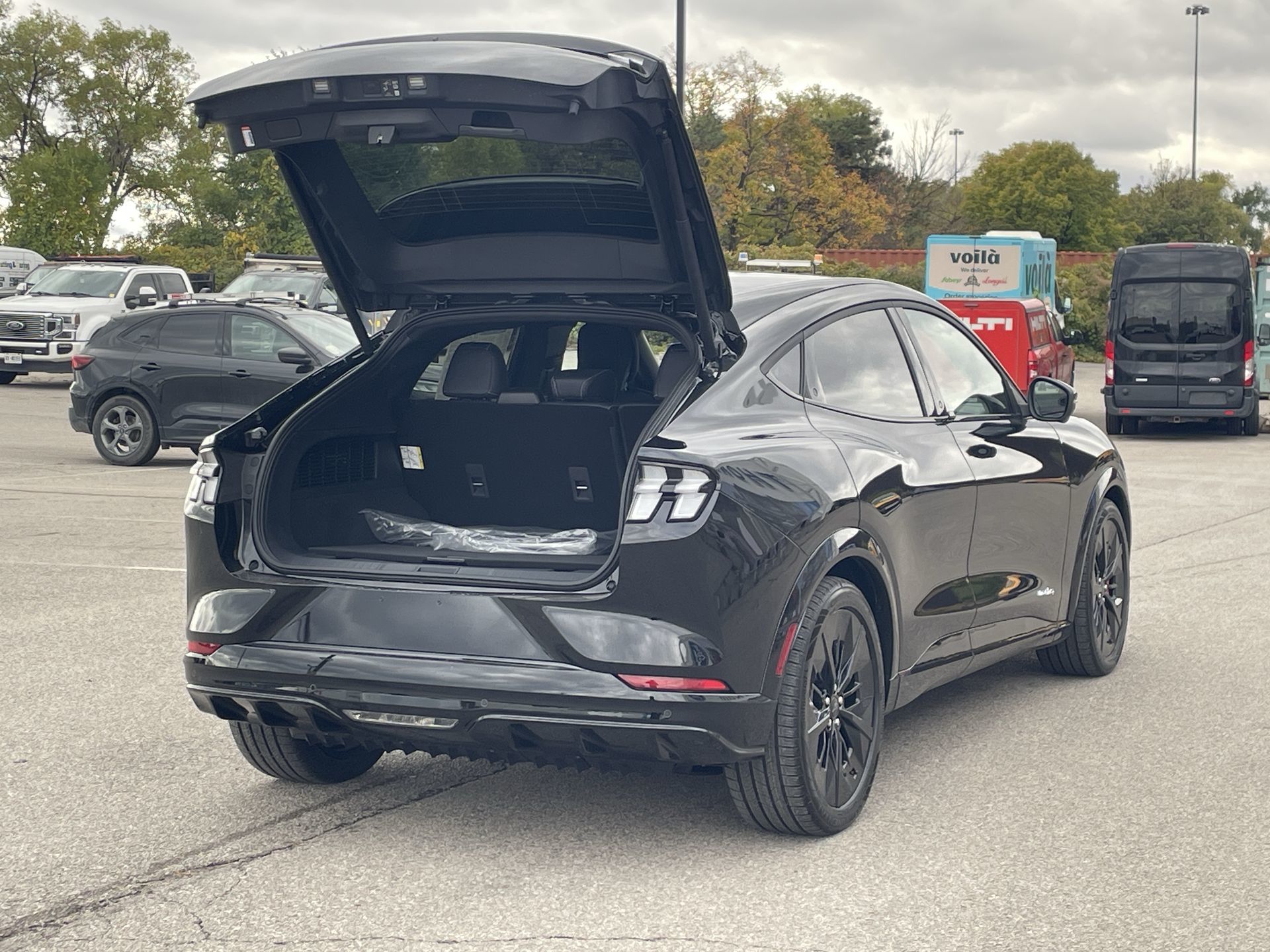 2025 Ford Mustang Mach-E