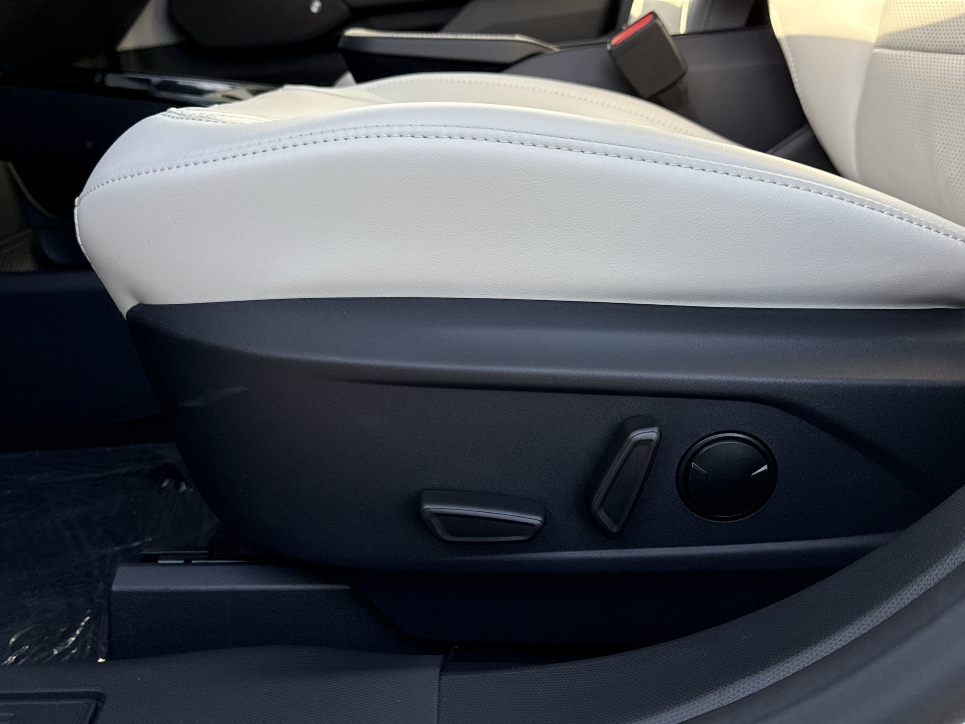 2025 Ford Mustang Mach-E