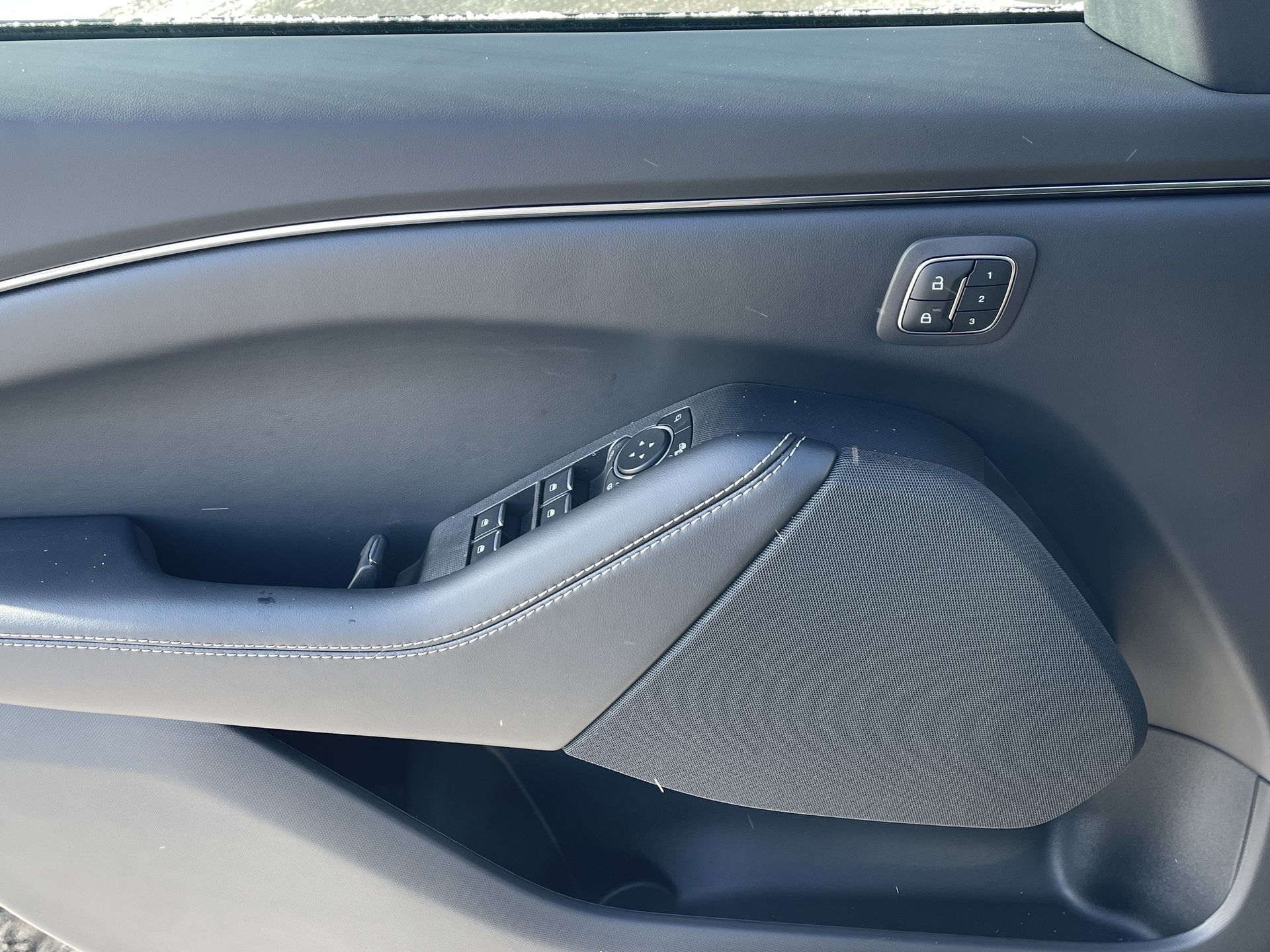 2025 Ford Mustang Mach-E