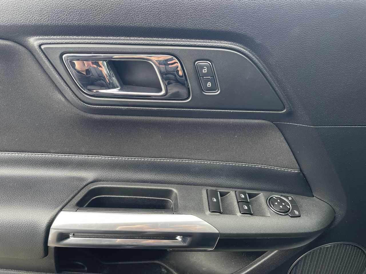 2016 Ford Mustang in Toronto, Ontario