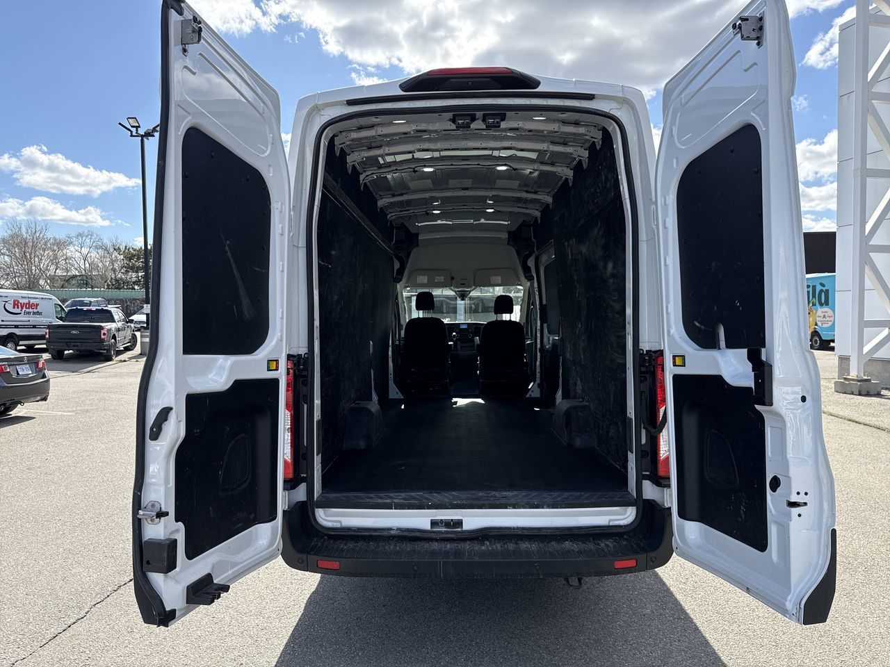 2023 Ford Transit 250 Cargo Van