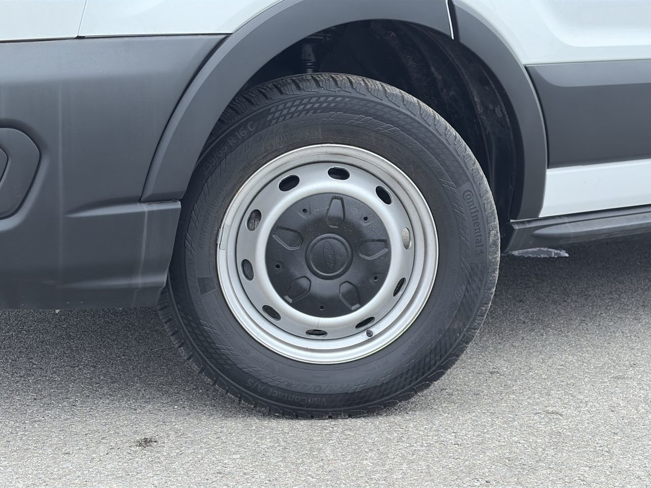 2024 Ford Transit Cargo Van