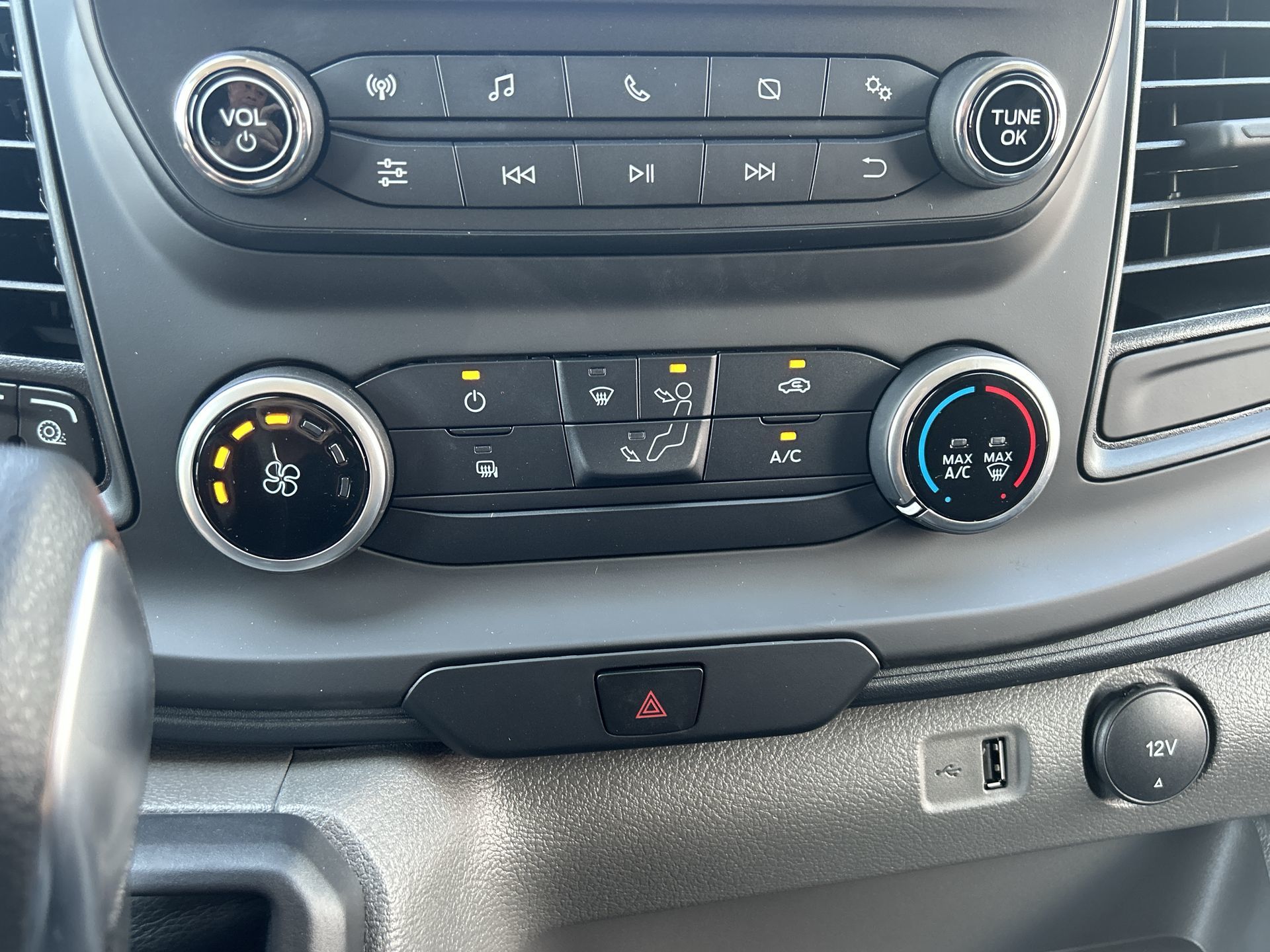 2025 Ford TRANSIT T150 in Toronto, Ontario